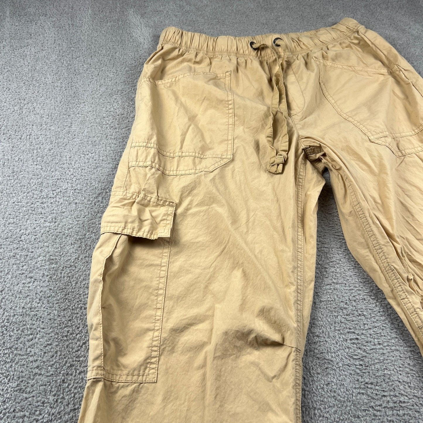 Aerie Cargo Pants Womens Medium Gorpcore Utility Workwear Khaki Minimalist