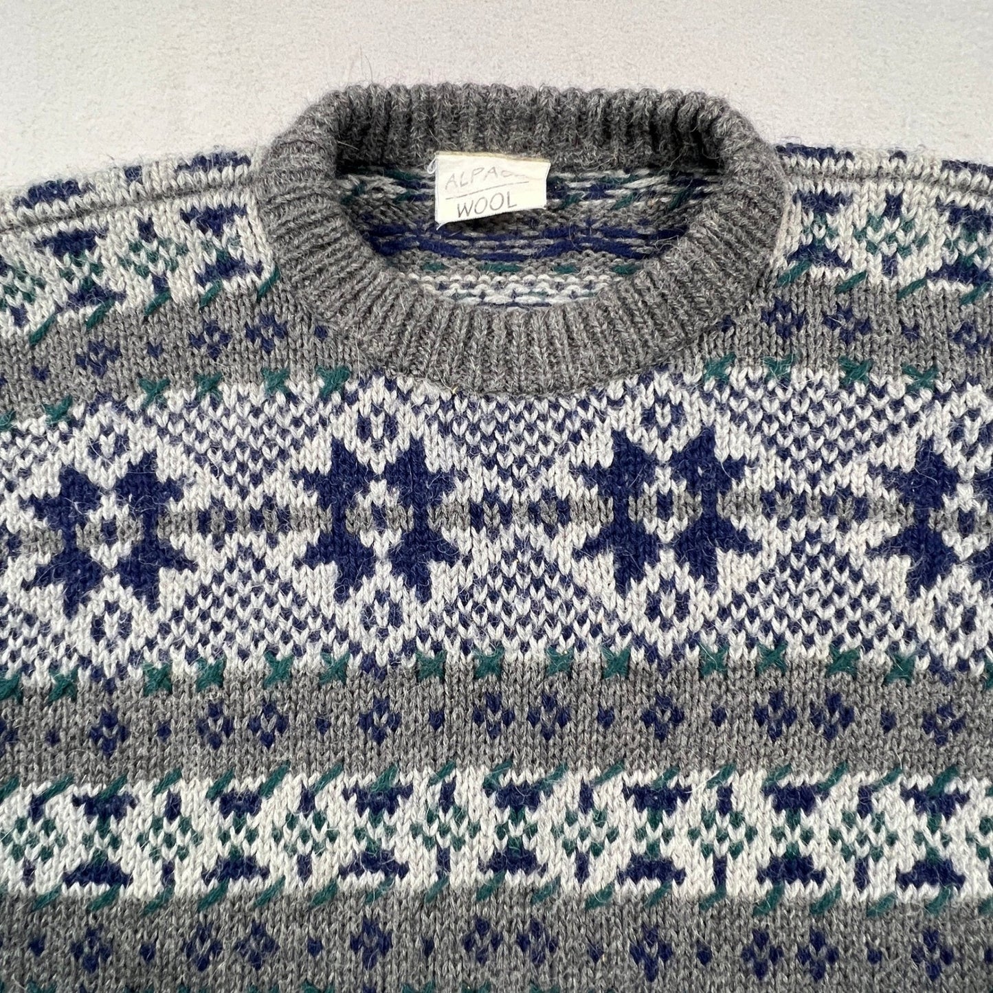 Vintage Alpaca Wool Sweater Mens Medium Gray Fair Isle Snowflake Knit Peru Boho