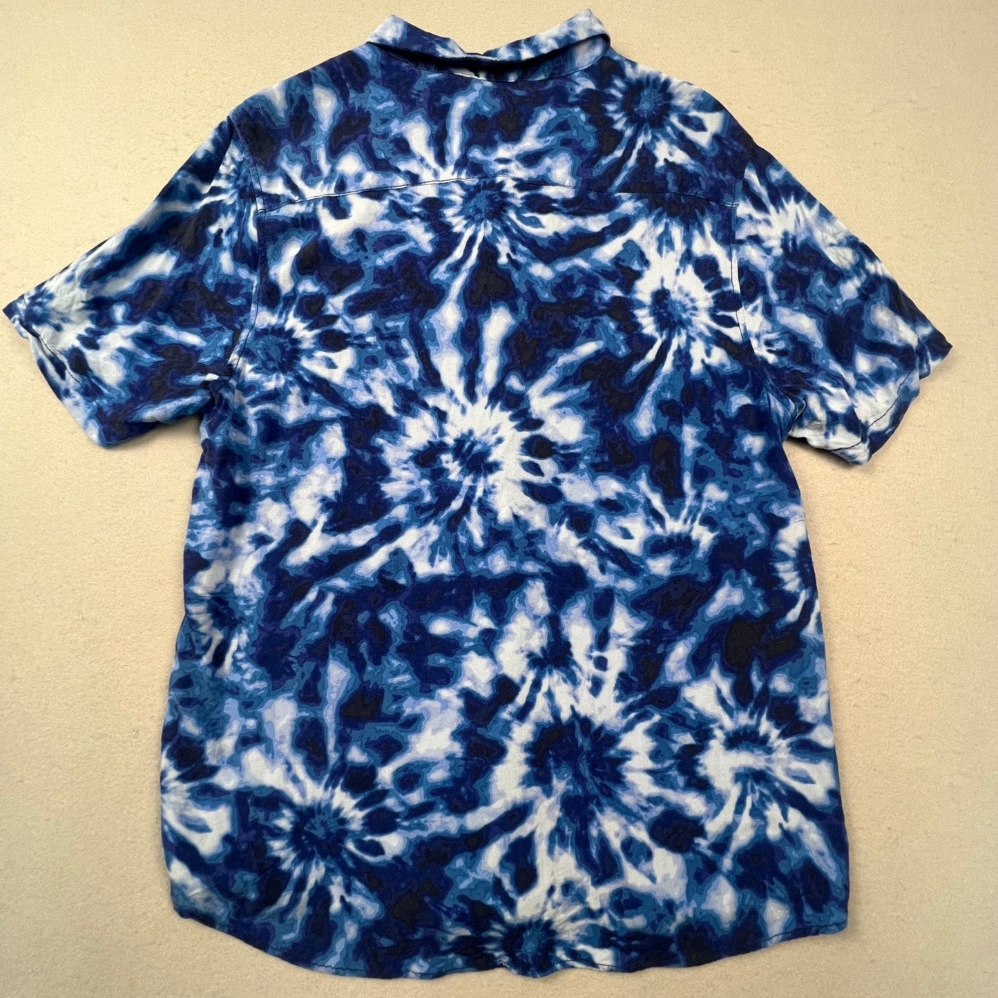 Griffintown Button Up Shirt Mens M Blue Tie Dye Rayon Short Sleeve Summer