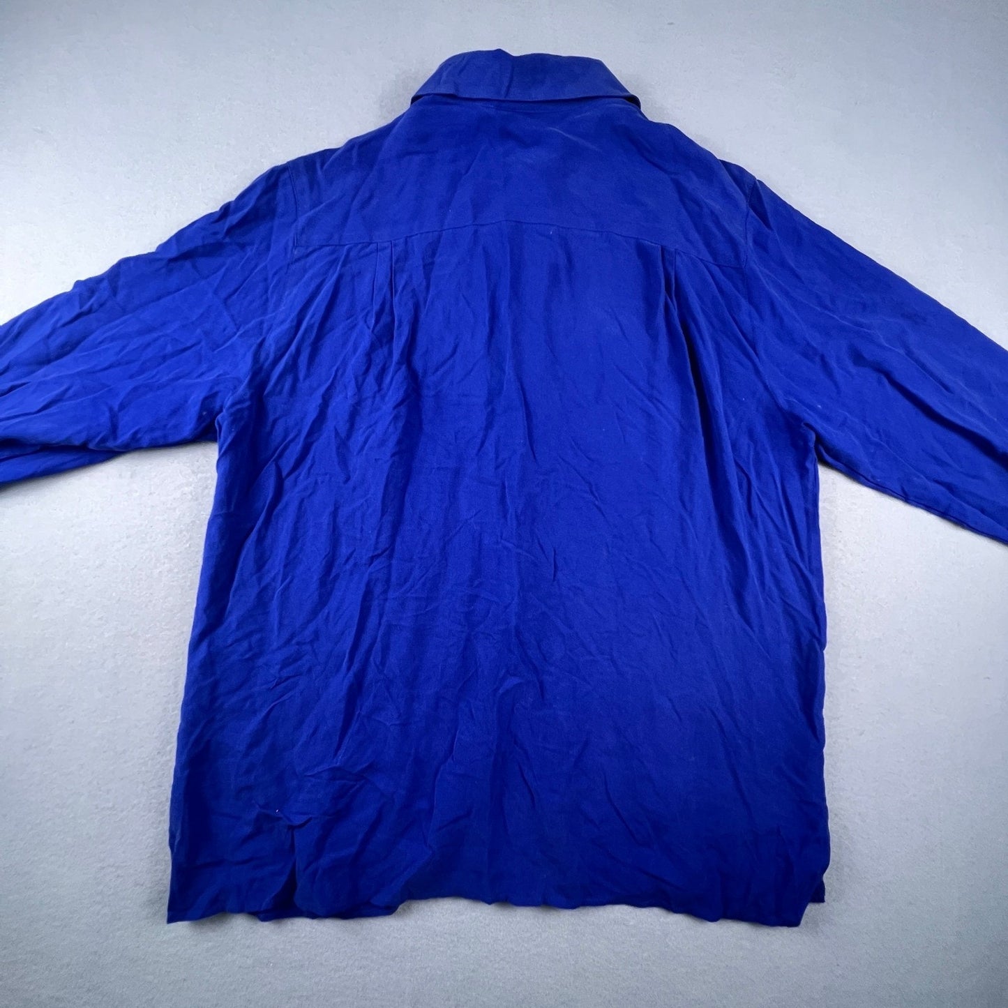 VTG Van Heusen Silk Button Up Shirt Womens Large Blue Long Sleeve Blouse Office Chic