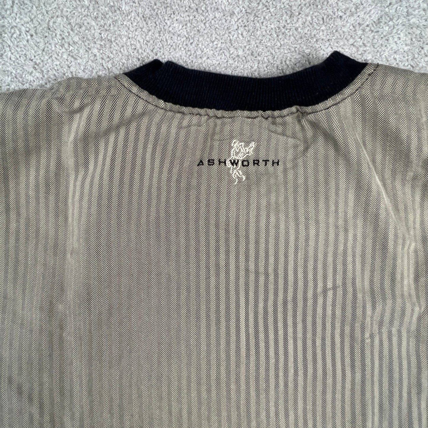Ashworth Men's V-Neck XL Pullover Olive Herringbone Golf Windshirt Skater