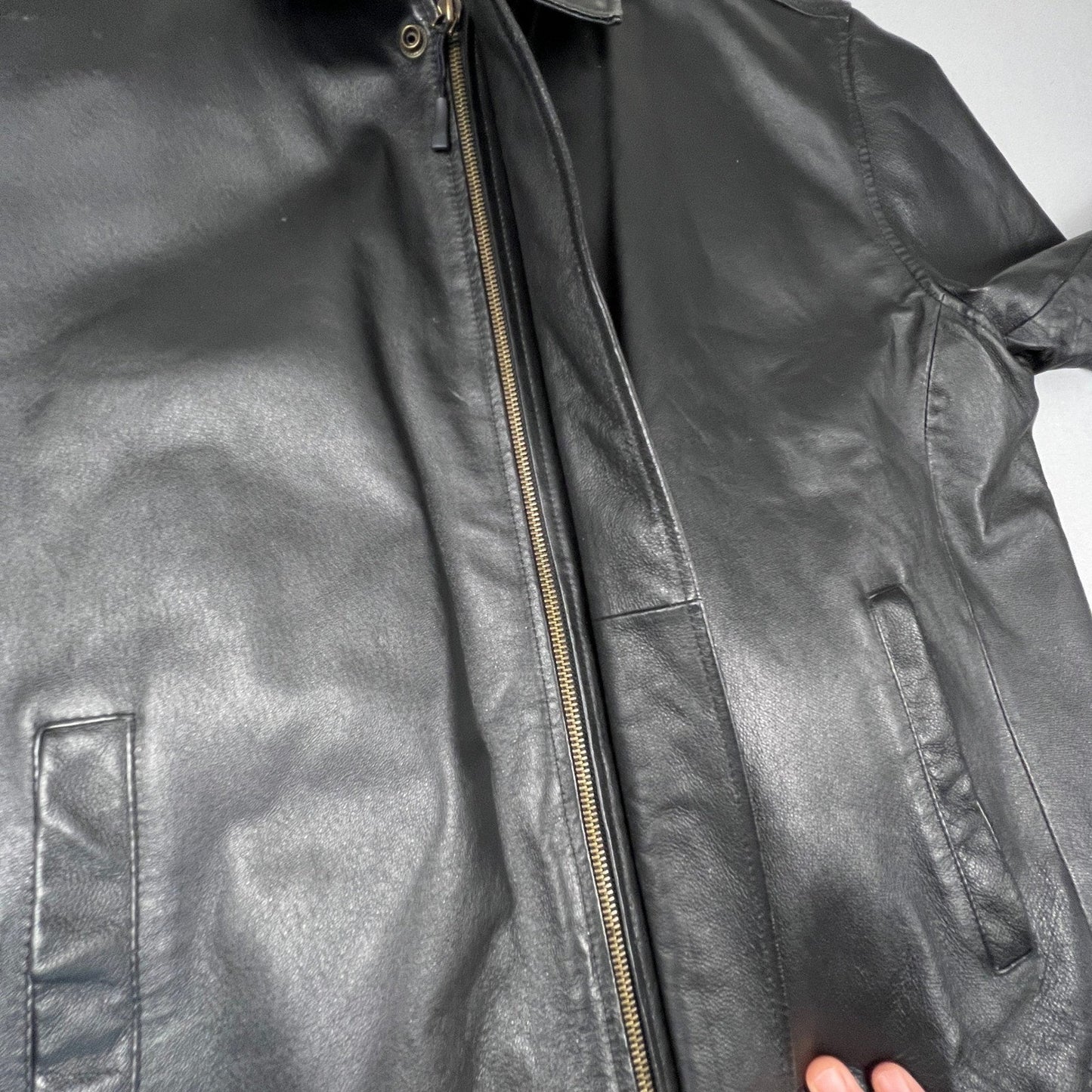 VTG Covington Leather Bomber Jacket Mens L Full Zip Classic Outerwear Gorpcore