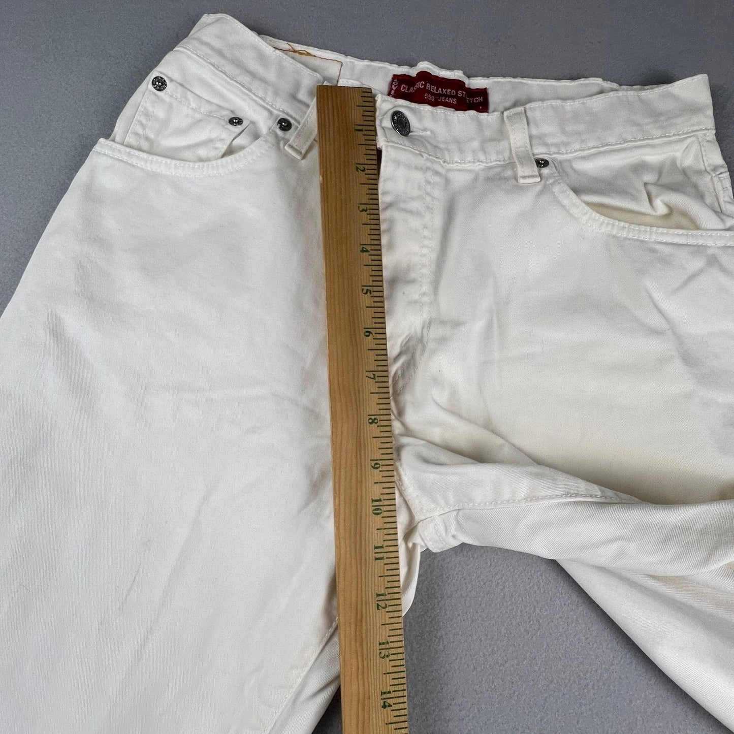 Levi's 550 Relaxed Fit Jeans Womens 10 White Stretch Tapered Leg High Rise Denim
