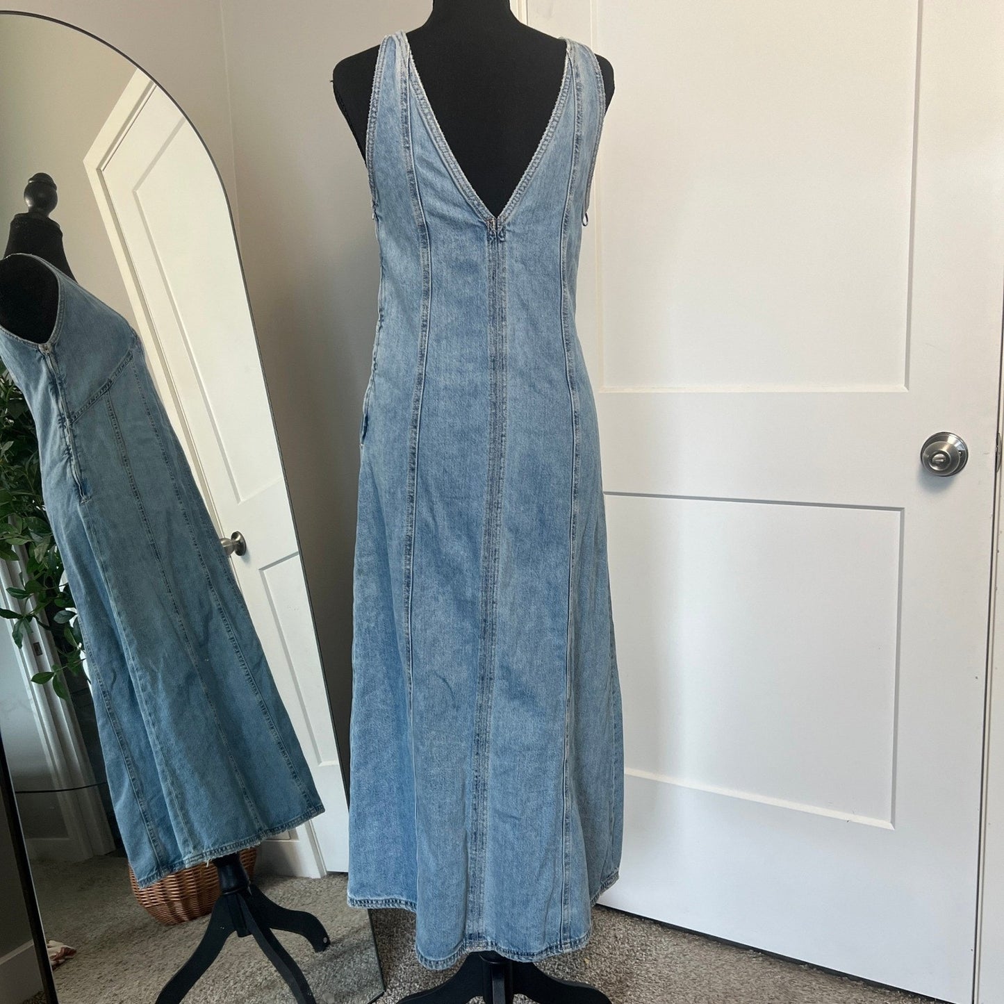 Zara Denim Maxi Dress Womens S Blue V-Neck Sleeveless Seam Detail Boho Casual