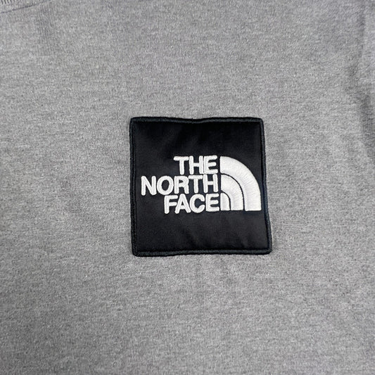 The North Face T-Shirt Mens Large Gray Logo Patch Short Sleeve Gorpcore Casual