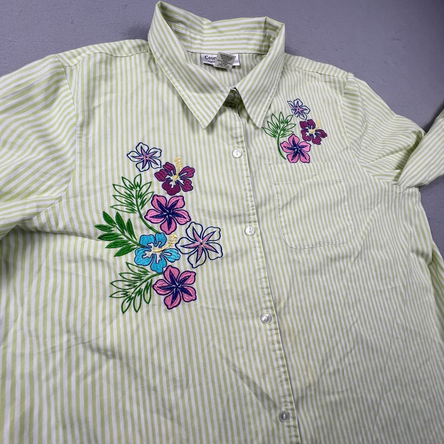 Country Store Button Down Shirt Womens XL Green Striped Floral Embroidered Top