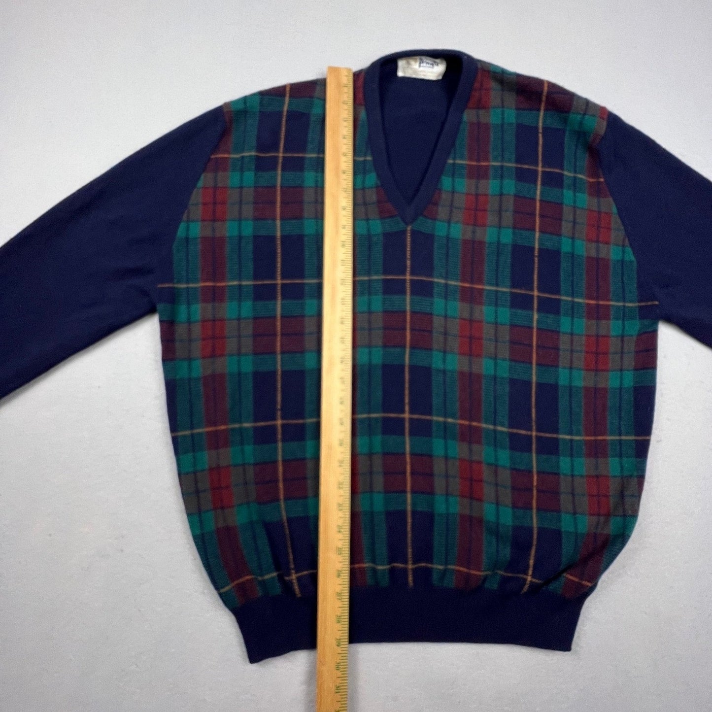 Pringle of Scotland V-Neck Sweater Men 2XL Navy Plaid Lambswool Vintage Scotland