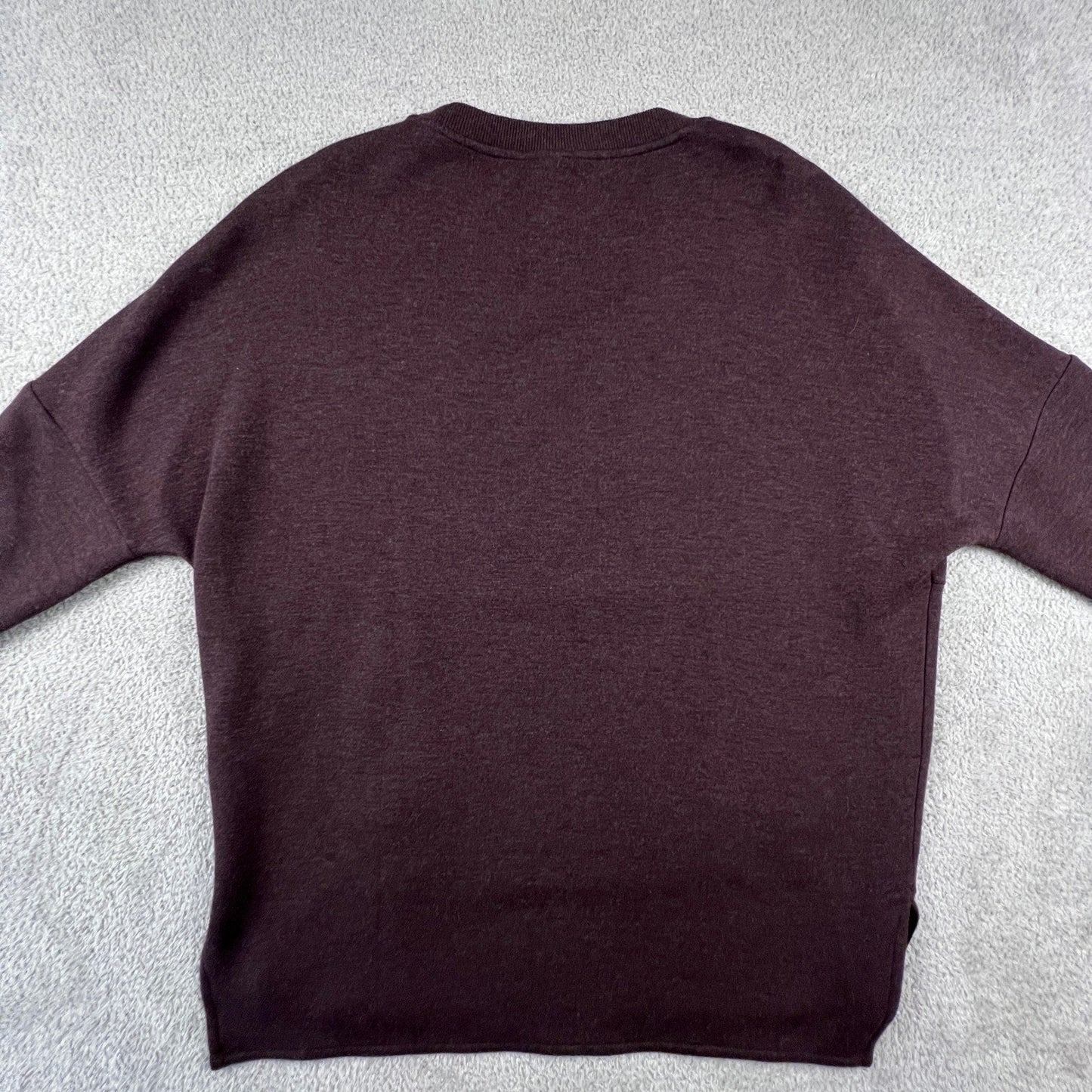 Varley Womens Oversized Sweatshirt Zipper Pocket Burgundy Plum Pullover Fashion