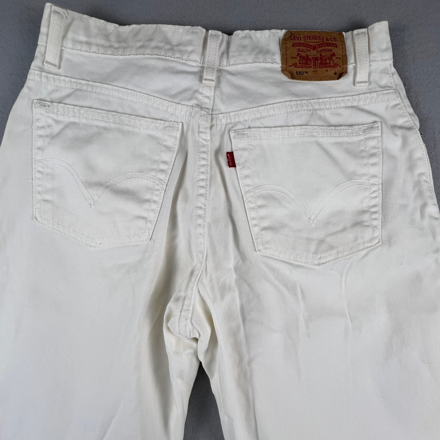 Levi's 550 Relaxed Fit Jeans Womens 10 White Stretch Tapered Leg High Rise Denim