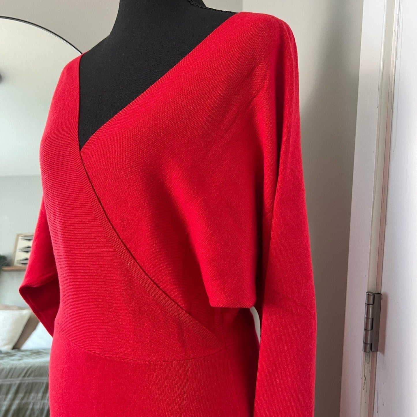 FORE Wrap V-Neck Midi Dress Womens Red Long Sleeve Ruched Cocktail Holiday Party