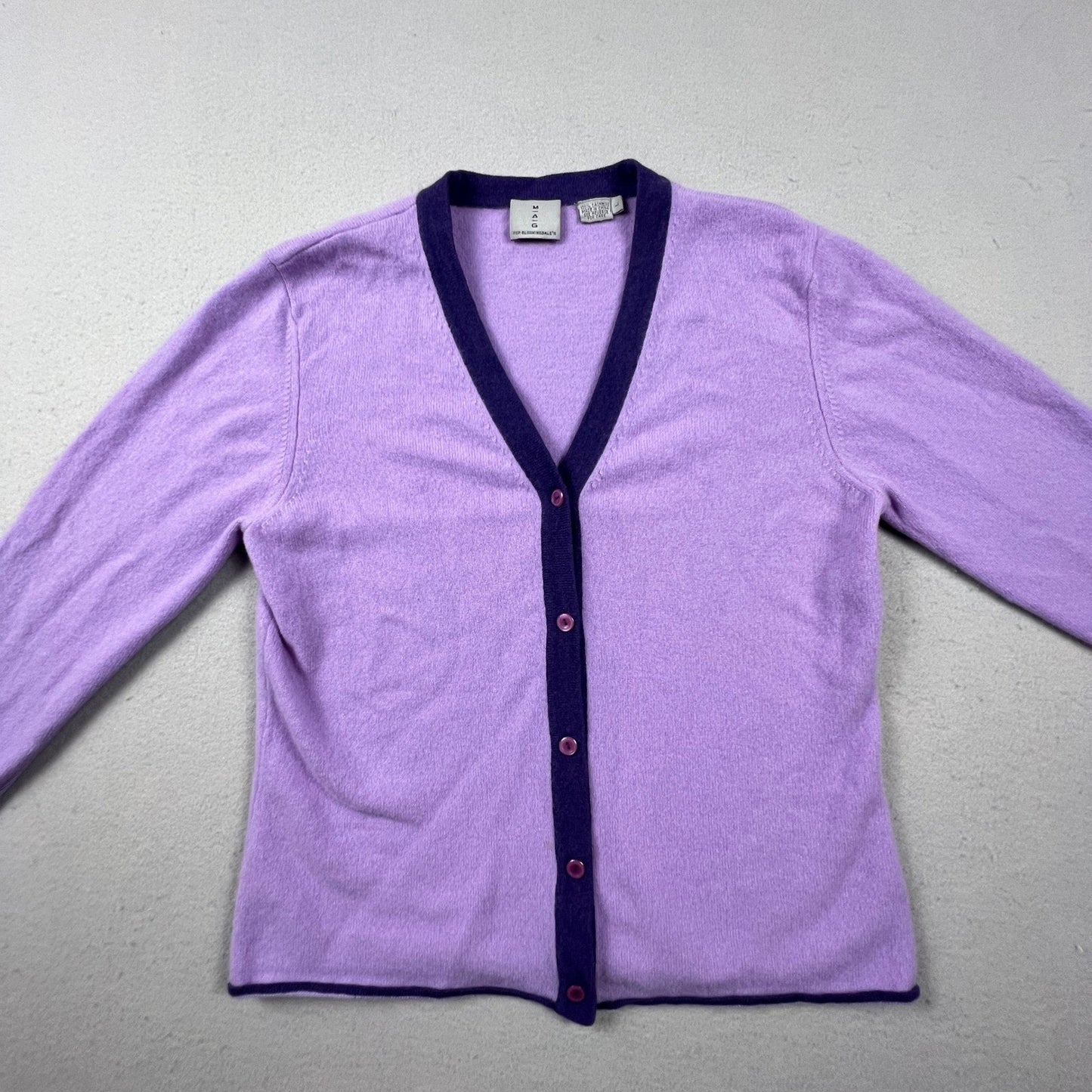 MAG Cardigan Womens L Purple 100% Cashmere V-Neck Bloomingdales Luxury Soft