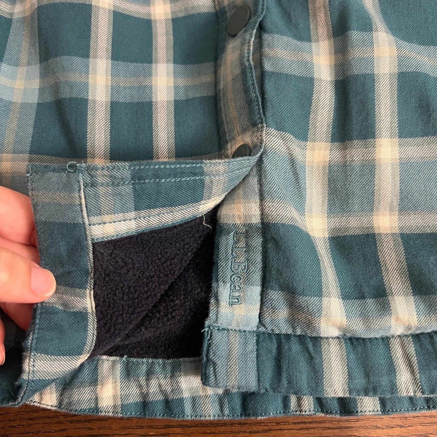 L.L. Bean Fleece Lined Shirt Jacket Mens Medium Plaid Teal/Cream Snap Button