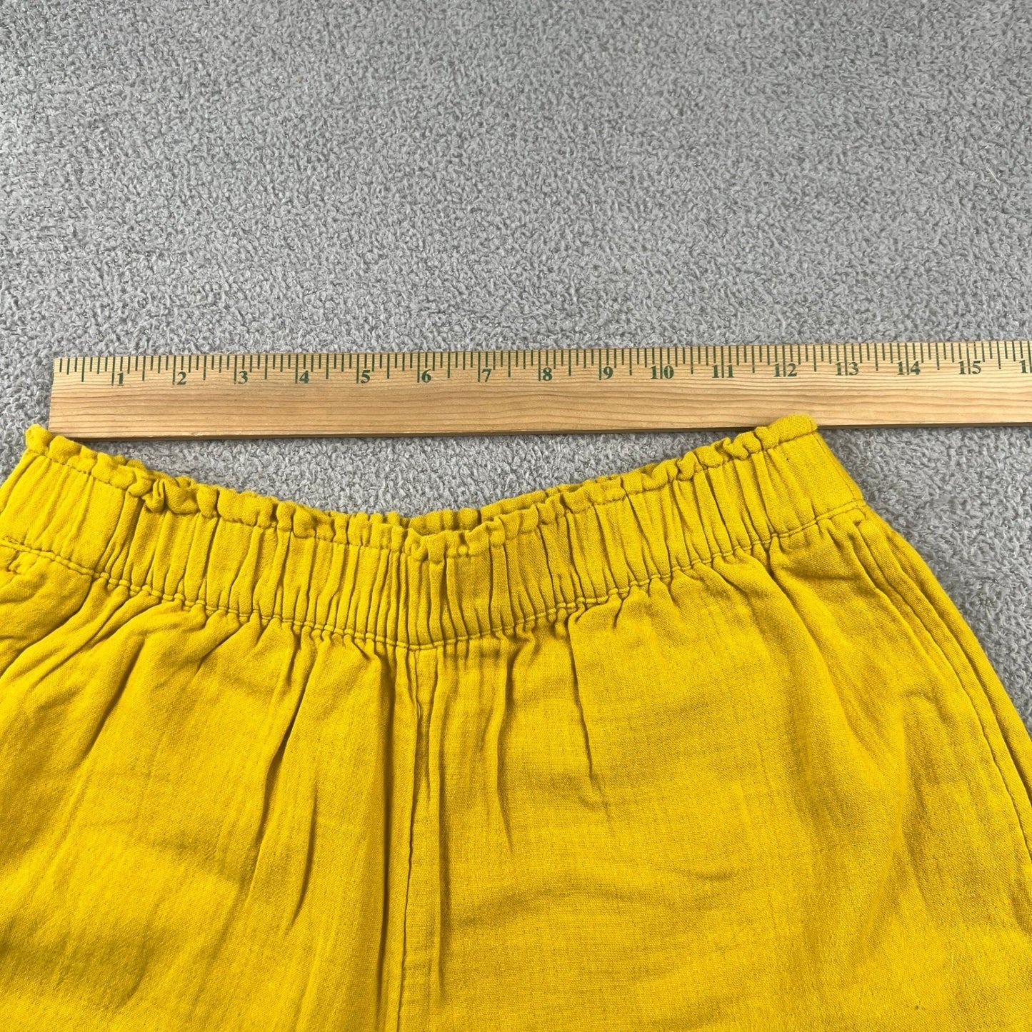11100% Cotton Gauze Comfort Waistband Shorts Womens Small Old Navy Mustard Yellow