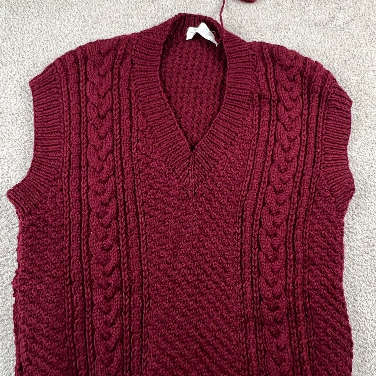 Vintage Aran Handknitted Wool Sweater Vest Women's M Burgundy V-Neck Cable Knit
