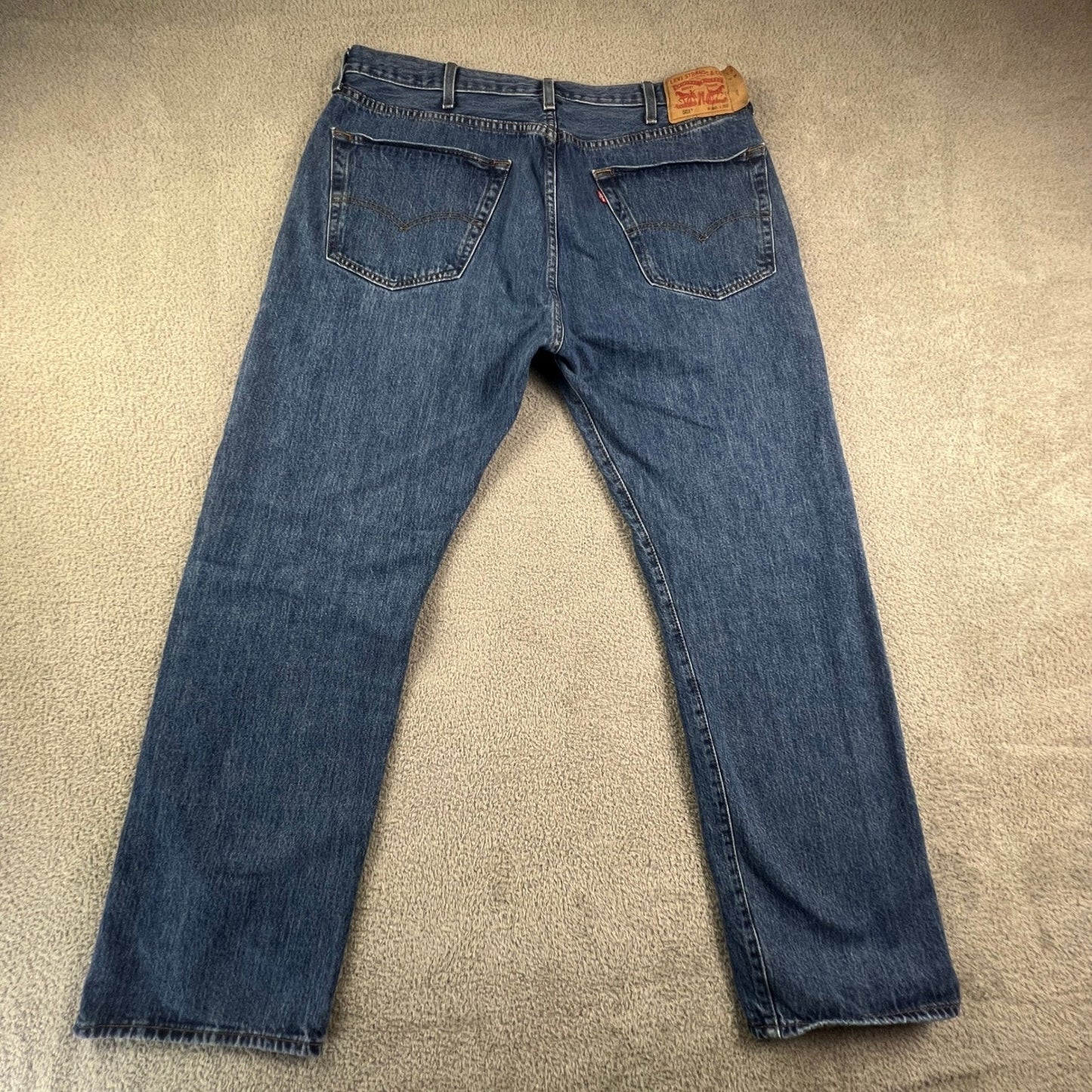 Levis 501 Original Fit Mens Jeans Blue Straight Leg Denim W40 L32 Classic Biker