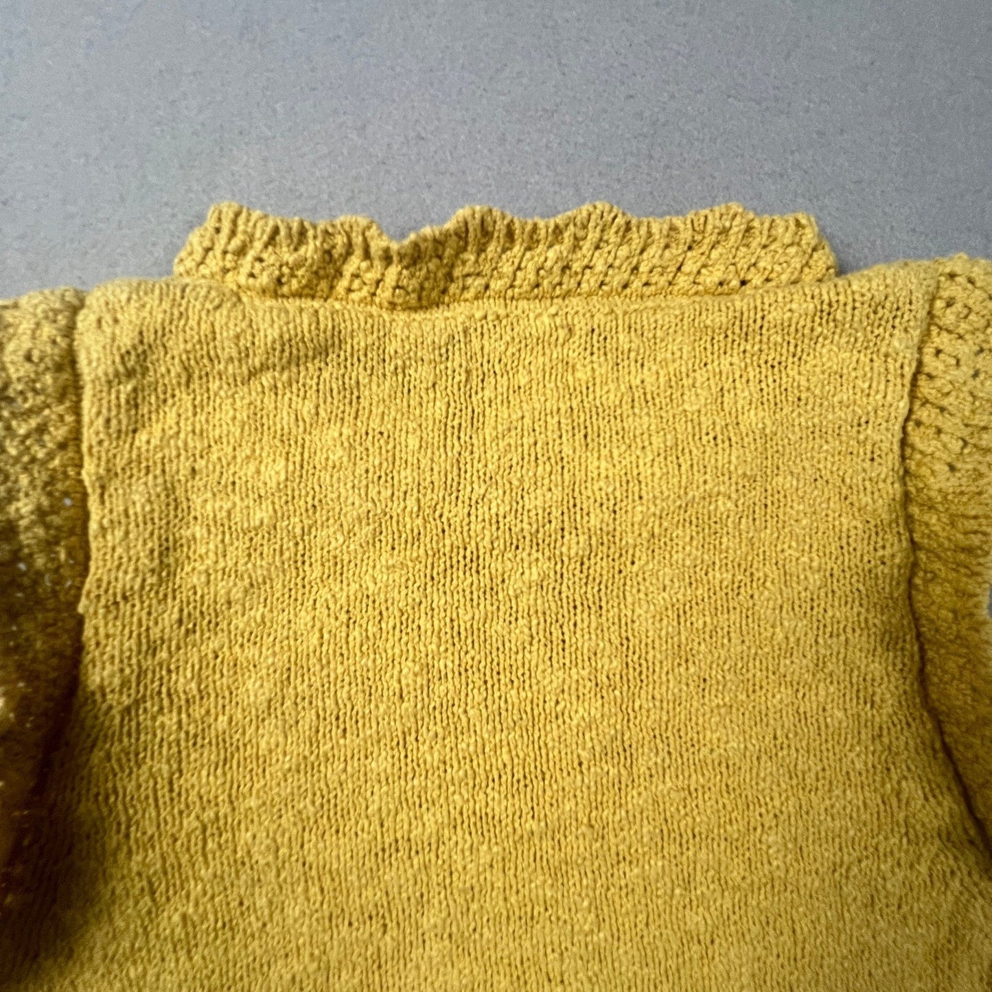 J.Crew Sweater Vest Womens XS Yellow Ruffle Trim High Neck Preppy Chic Classy