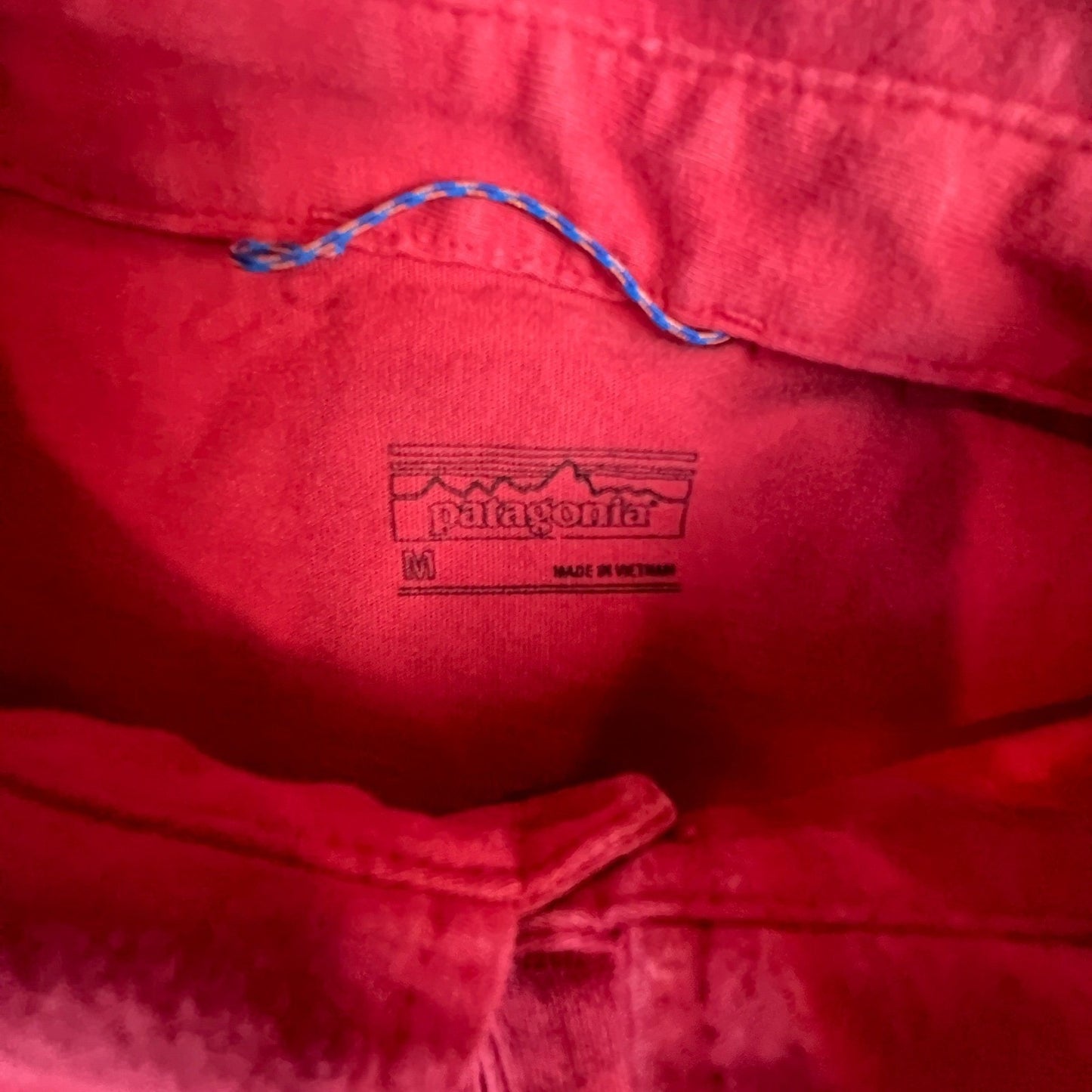 Patagonia Mens Polo Shirt Medium Red Organic Cotton Fitz Roy Trout Logo Casual
