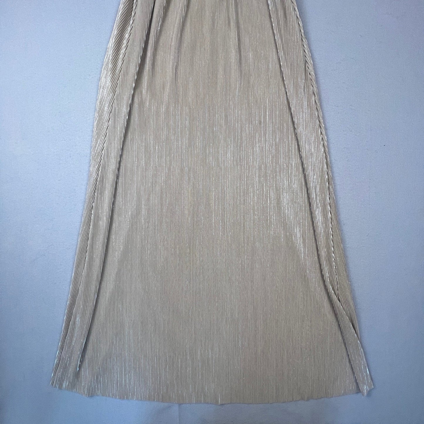 Baltic Born Maxi Dress Womens Small Gold Metallic Plissé Pleated Flutter Sleeve