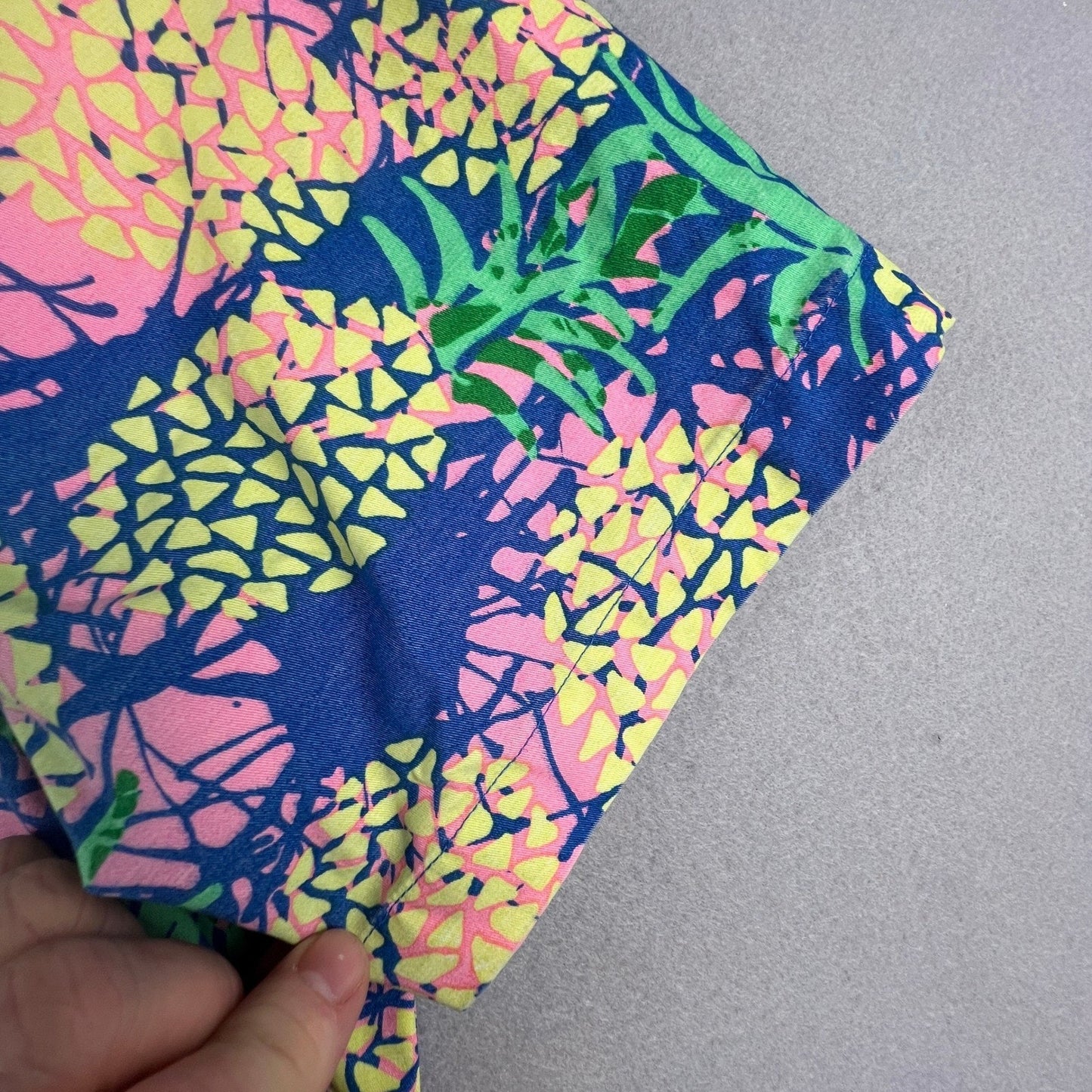 Chubbies Pineapple Shirt Mens XXL Blue Pink Short Sleeve Popover Tropical Summer