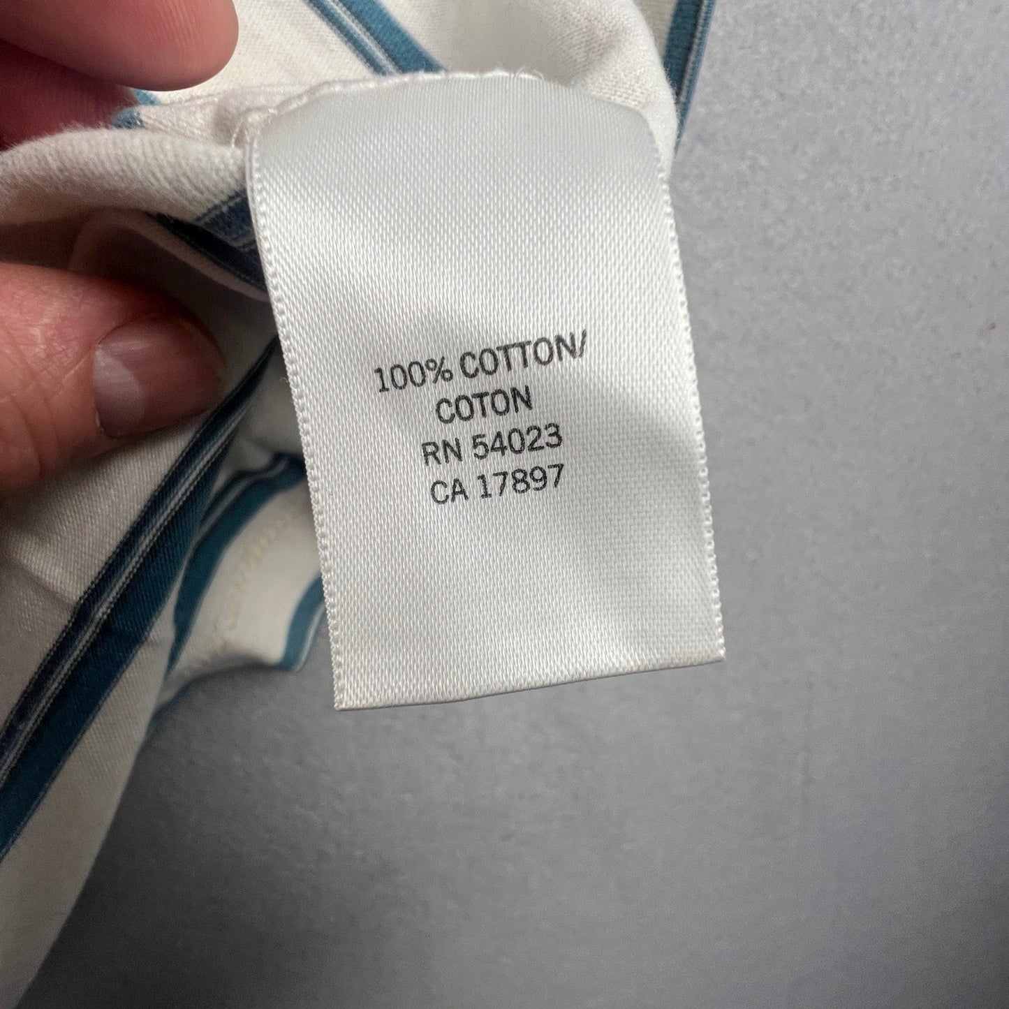 100% Cottong Banana Republic Polo Shirt Mens Large White Blue Striped Casual Preppy