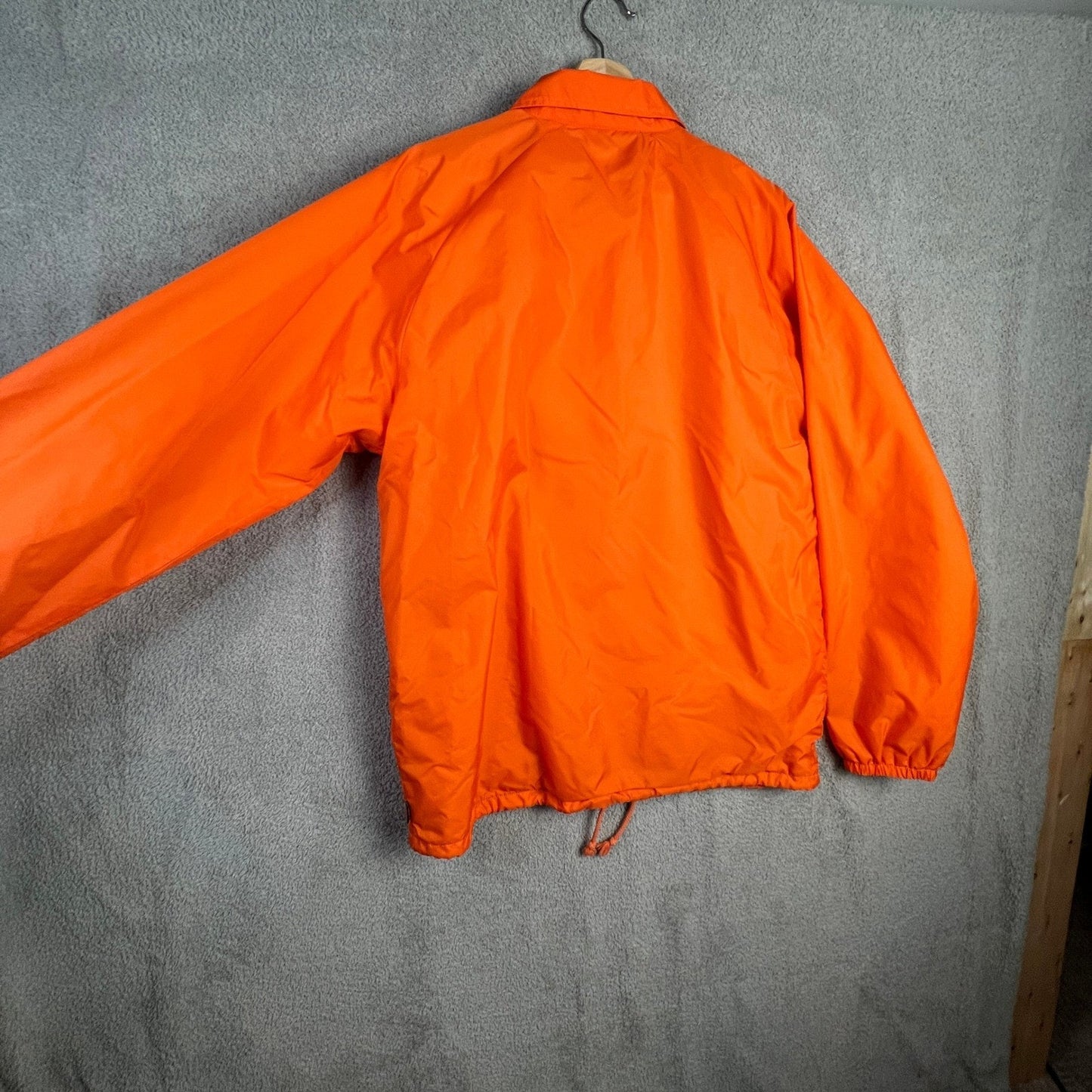 Vans Torrey Coaches Jacket Mens Large Orange Snap Button Windbreaker VN0002MUYDW