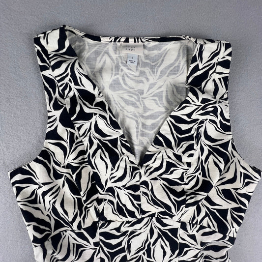 Fit & Flare Dress Size 2 Black White Abstract Print V-Neck Summer Party Brunch