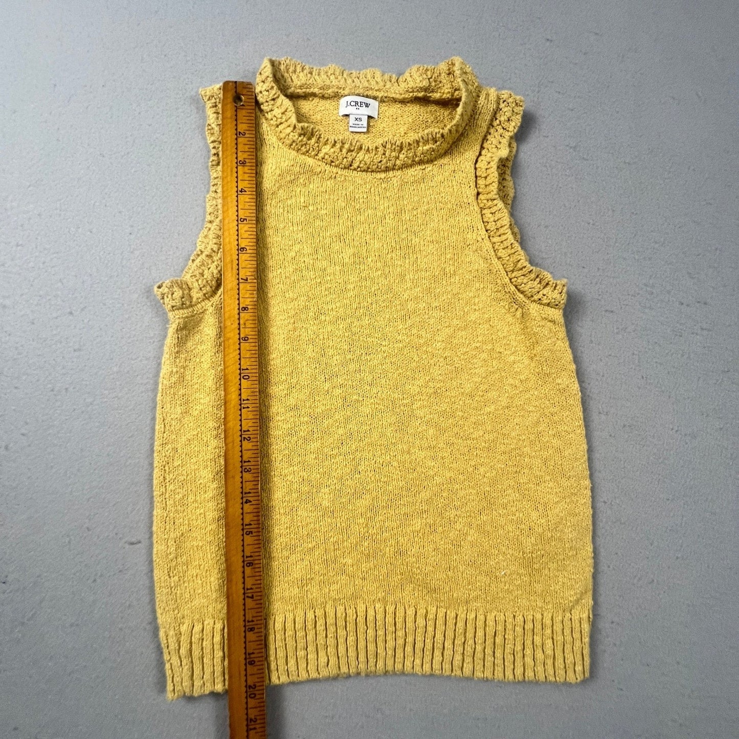 J.Crew Sweater Vest Womens XS Yellow Ruffle Trim High Neck Preppy Chic Classy