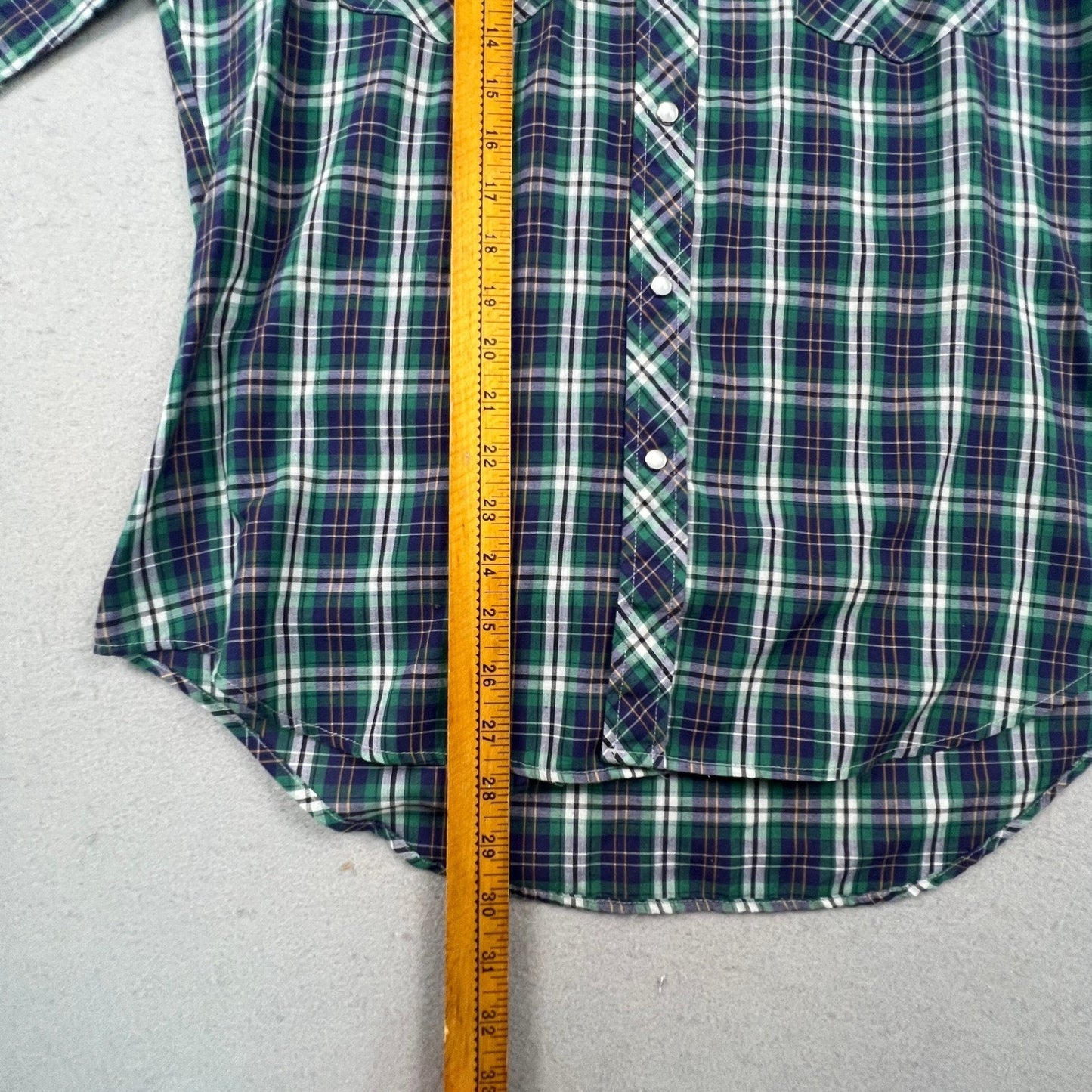 Sears Western Wear Pearl Snap Shirt Mens Medium Green Plaid Vintage Cowboy Yoke