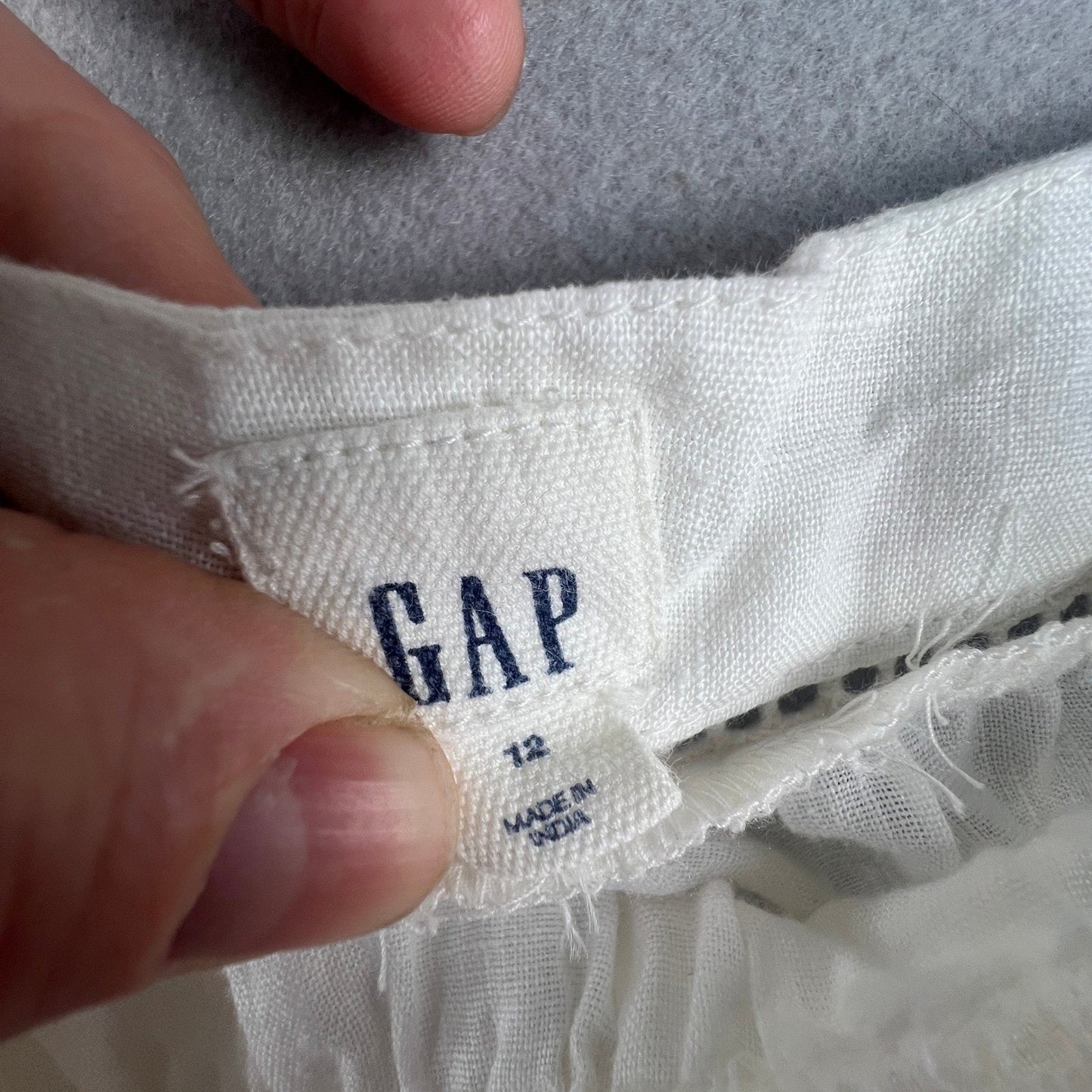 100% Linen White Camisole Top 12 Eyelet Embroidered Strappy Boho Summer GAP