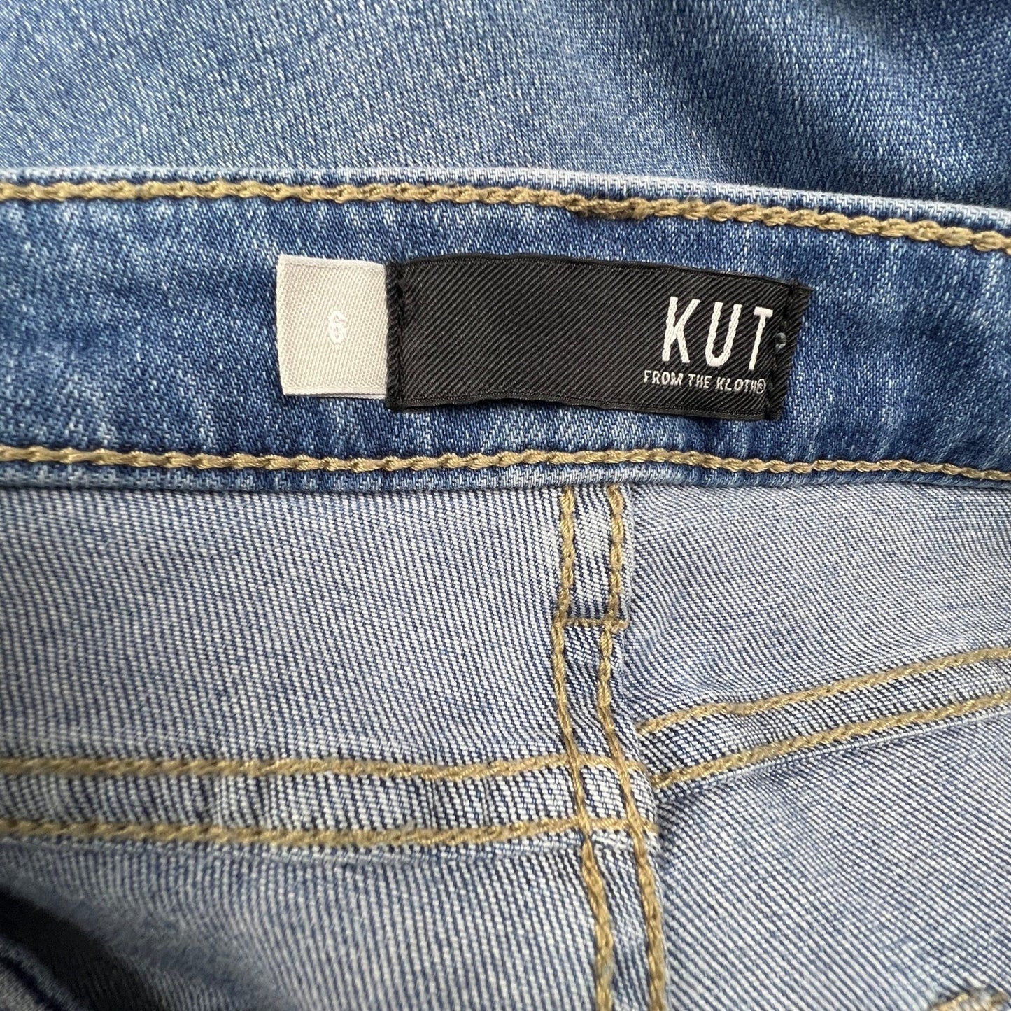 Kut from the Kloth Reese Straight Leg Jeans Womens 6 Blue Button Fly Distressed