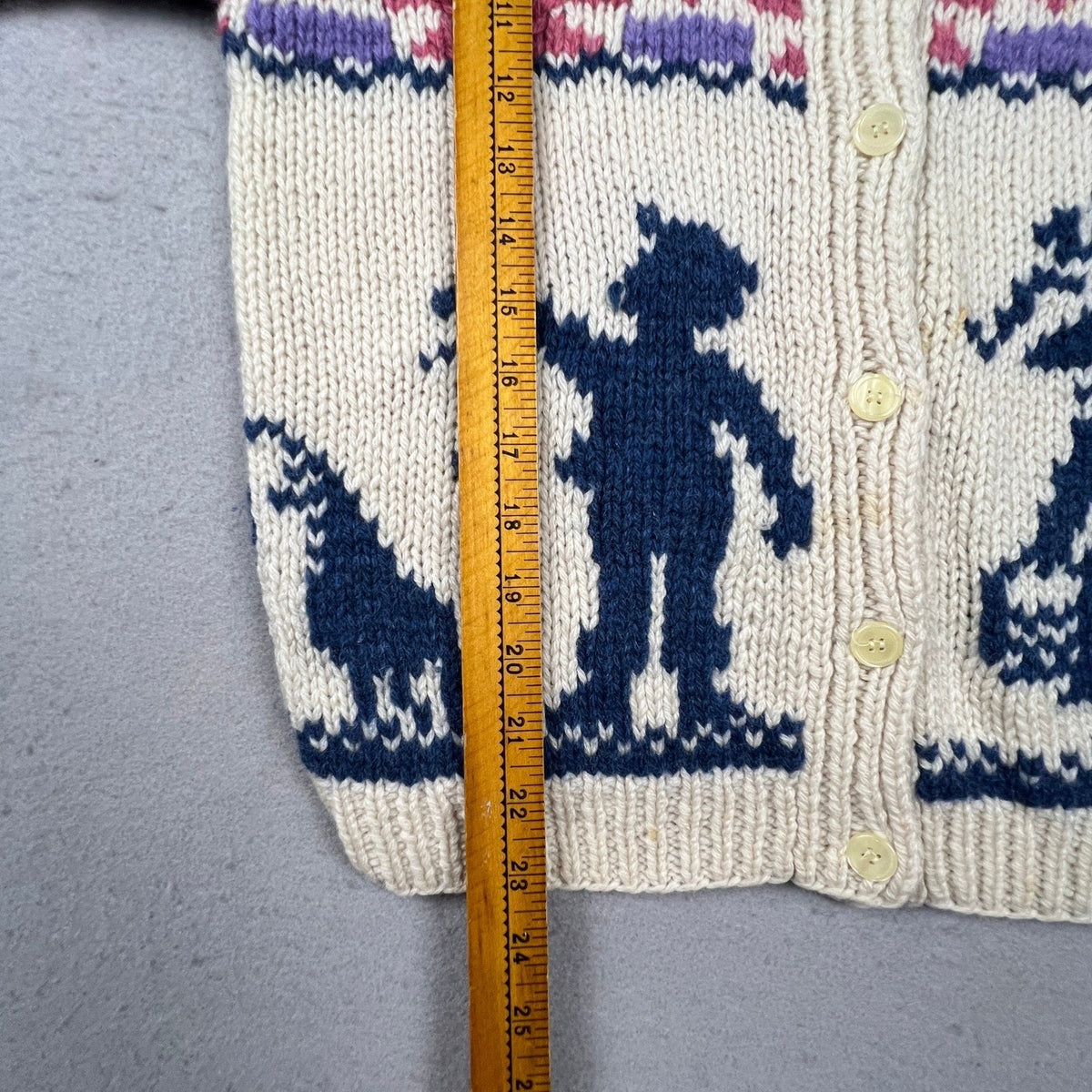 Woolrich Cardigan Sweater Womens M Cream Wool Folk Art Intarsia Vintage 90s Knit