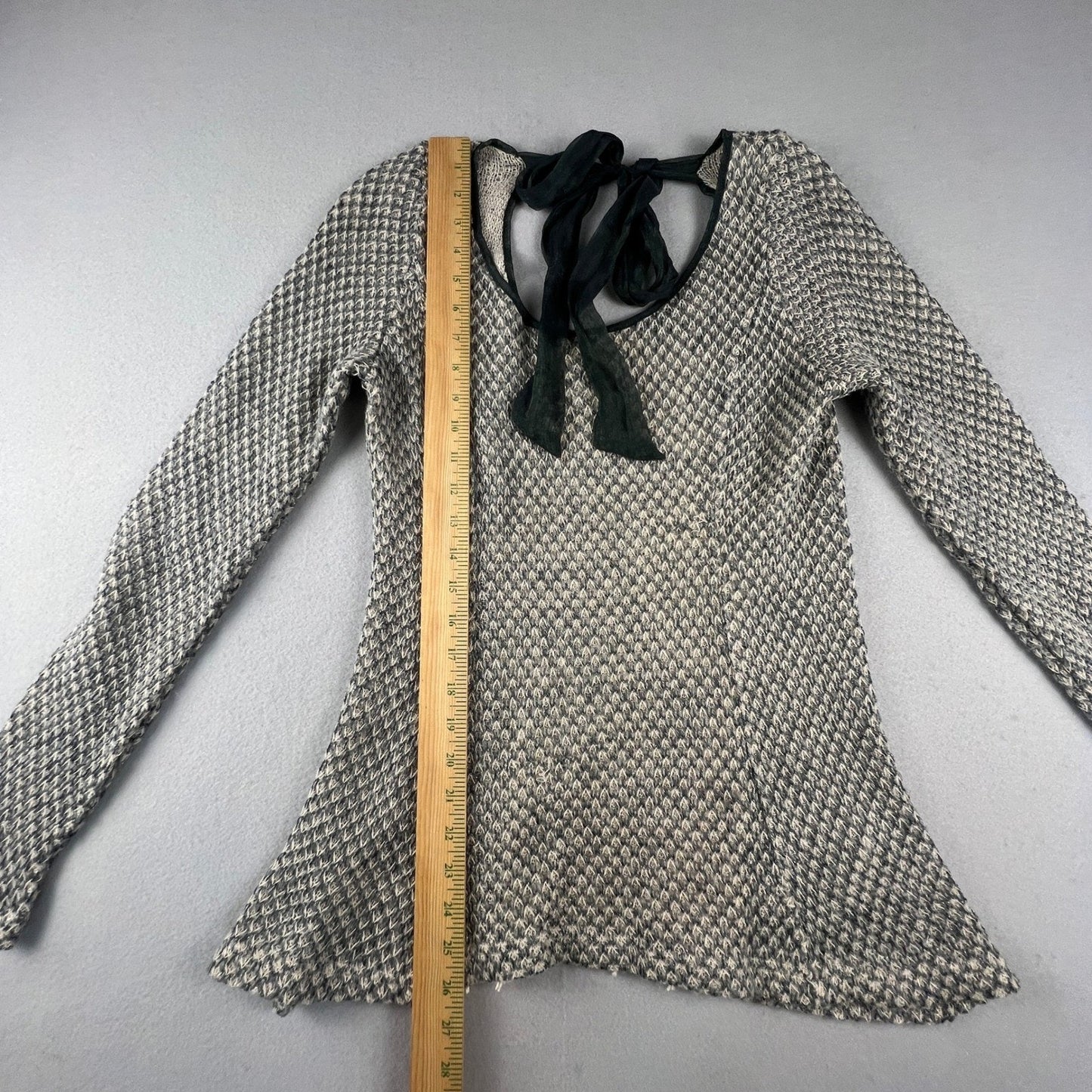 A'reve Knit Sweater Medium Lace Back Tie Boho Romantic Coquette Girl Whimsigoth