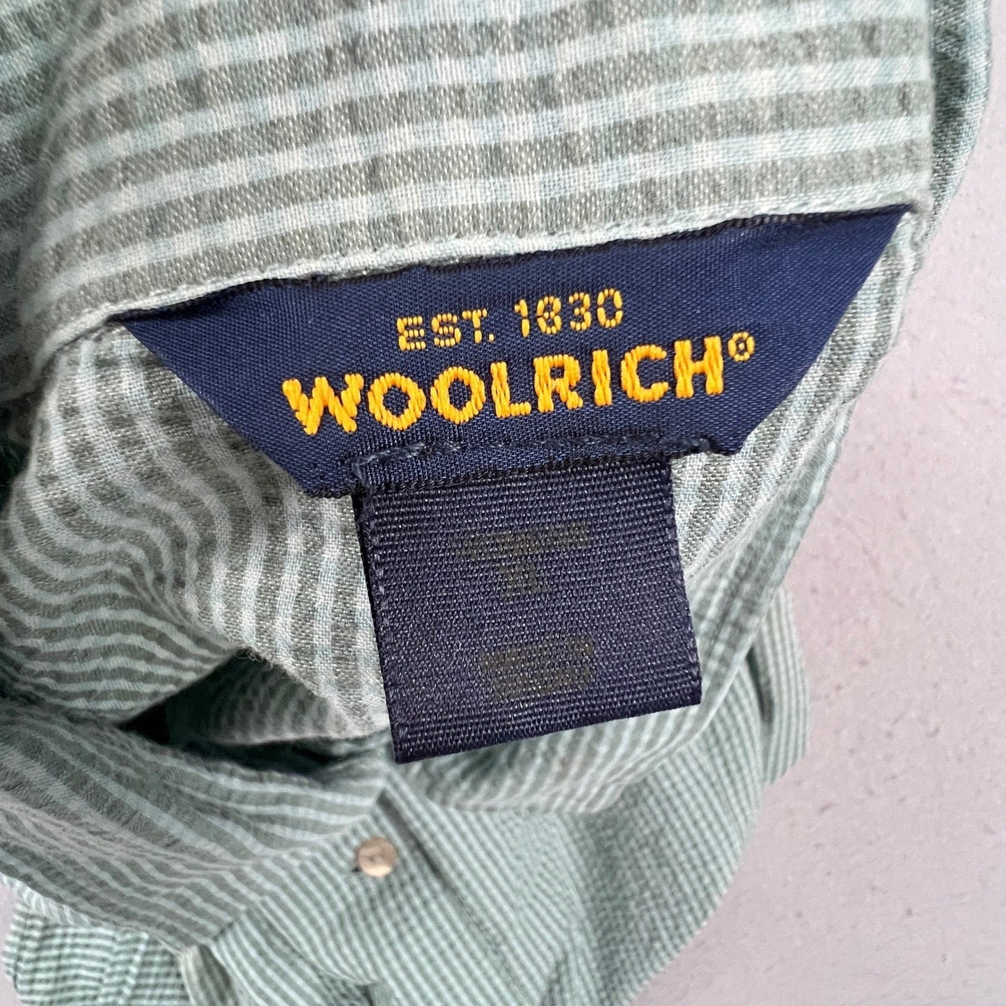 Woolrich Seersucker Shirt Womens XL Green Striped Sleeveless Button Up Outdoor