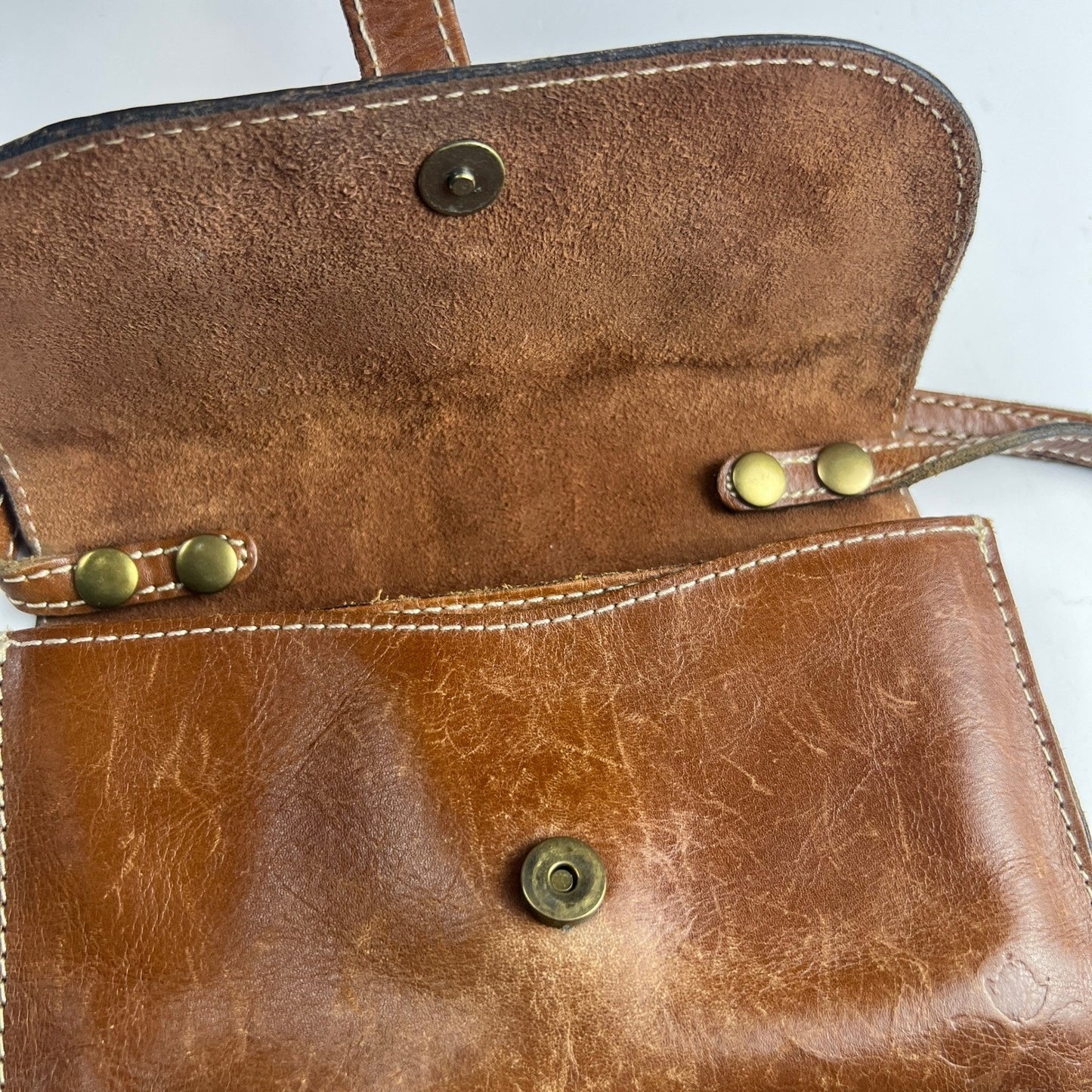 Patricia Nash Tooled Leather Crossbody Bag Tan Floral Embossed Vintage Boho