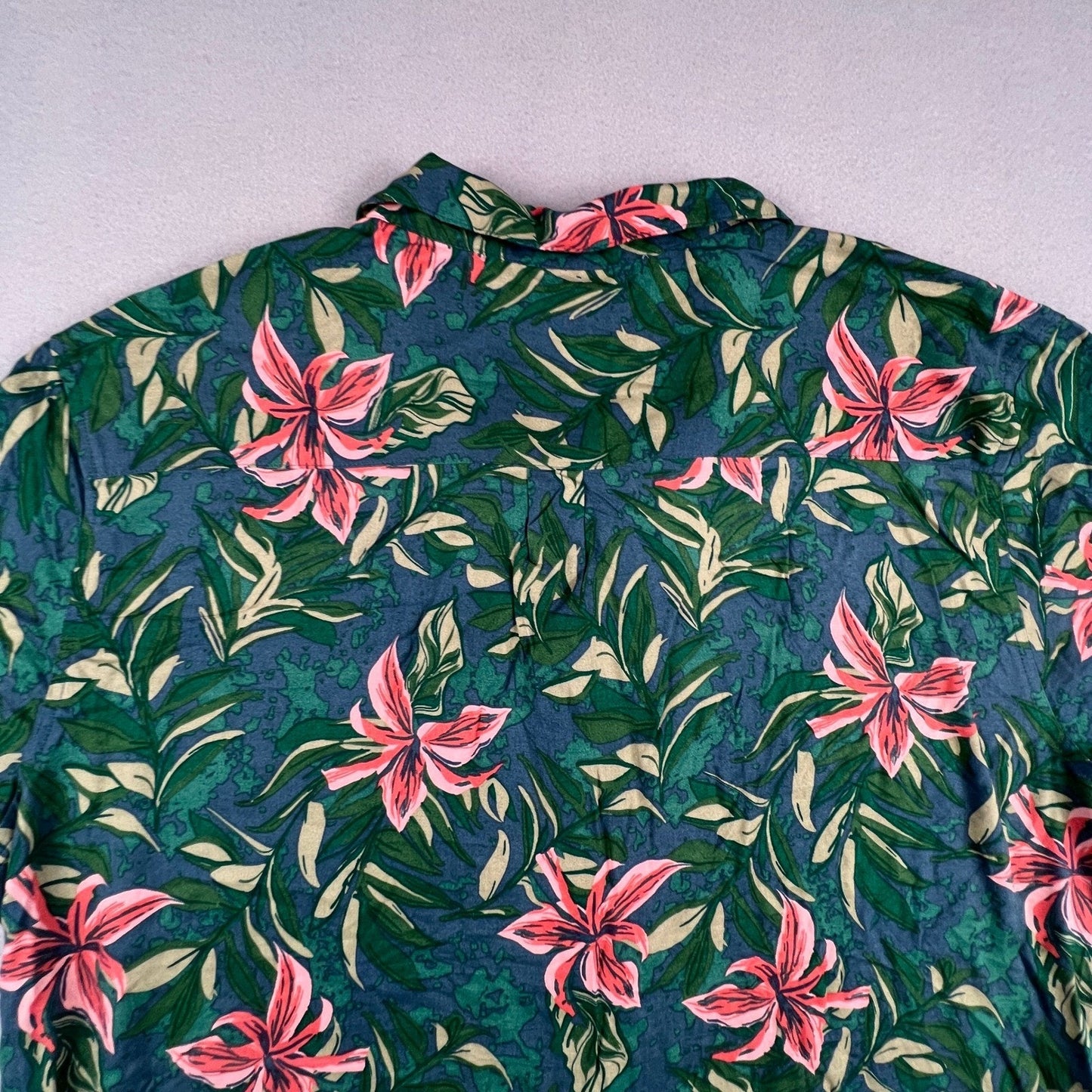 Hawaiian Button Up Shirt Mens XL Floral Tropical Summer Camp Aloha Vacation