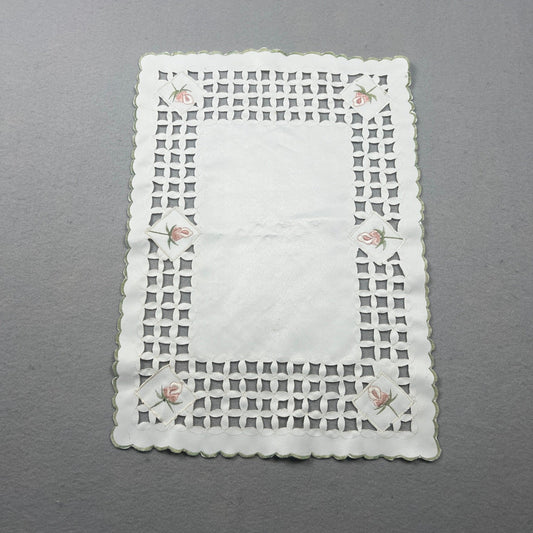 VTG Embroidered Rose Placemat Small Runner White Pink Cottagecore Grandmacore