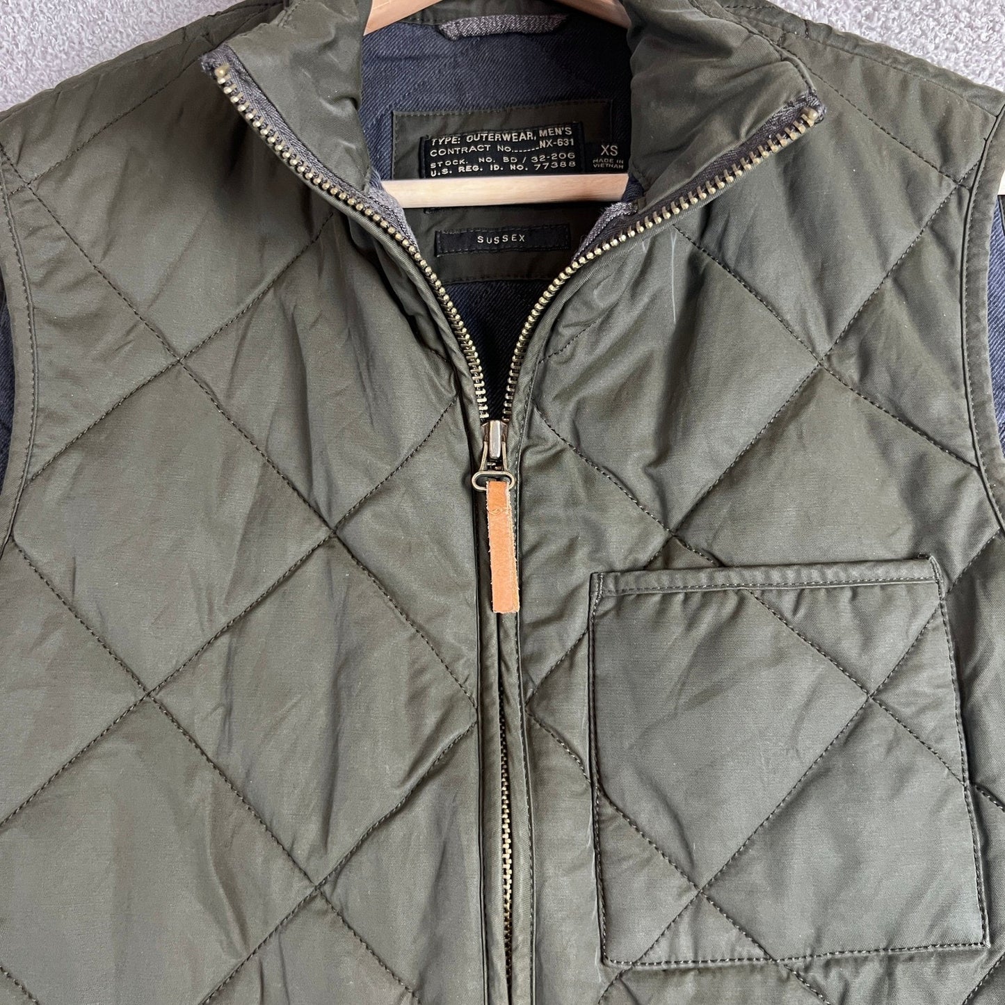 J. Crew Quilted Vest Olive Green Mens XS Sussex Primaloft Outerwear Lightweight
