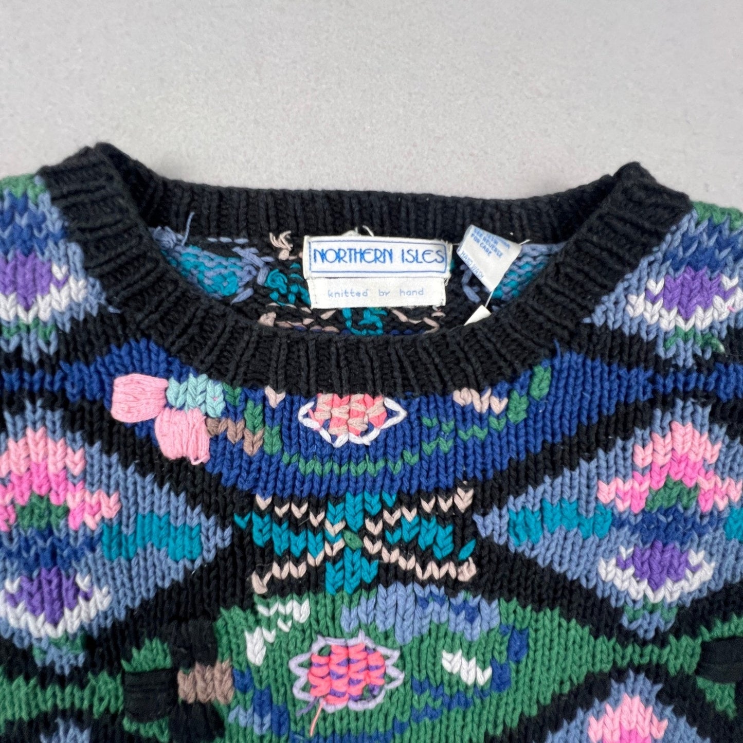 Northern Isles Sweater Womens Small Multi Diamond Floral Hand Knit Vintage 90s