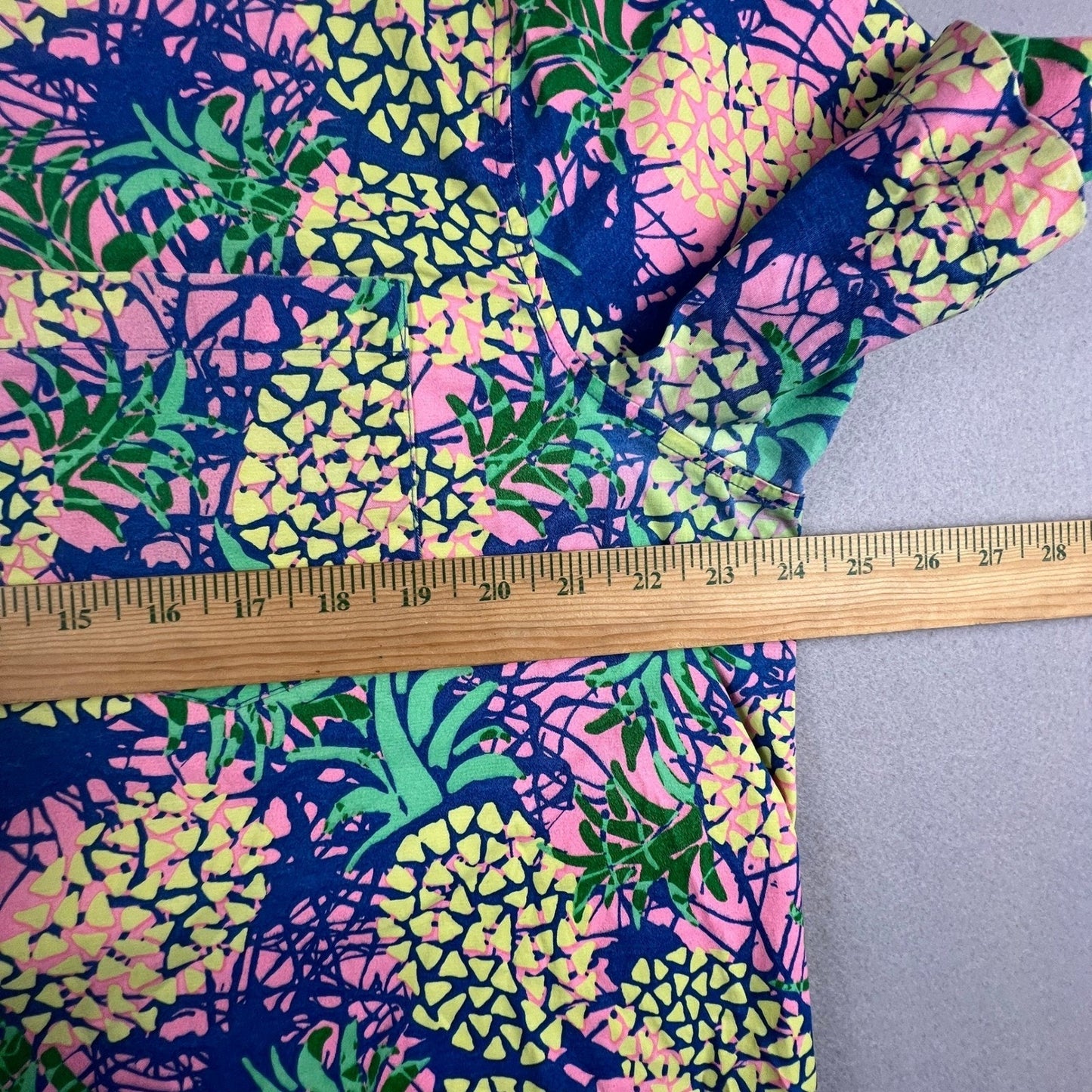 Chubbies Pineapple Shirt Mens XXL Blue Pink Short Sleeve Popover Tropical Summer