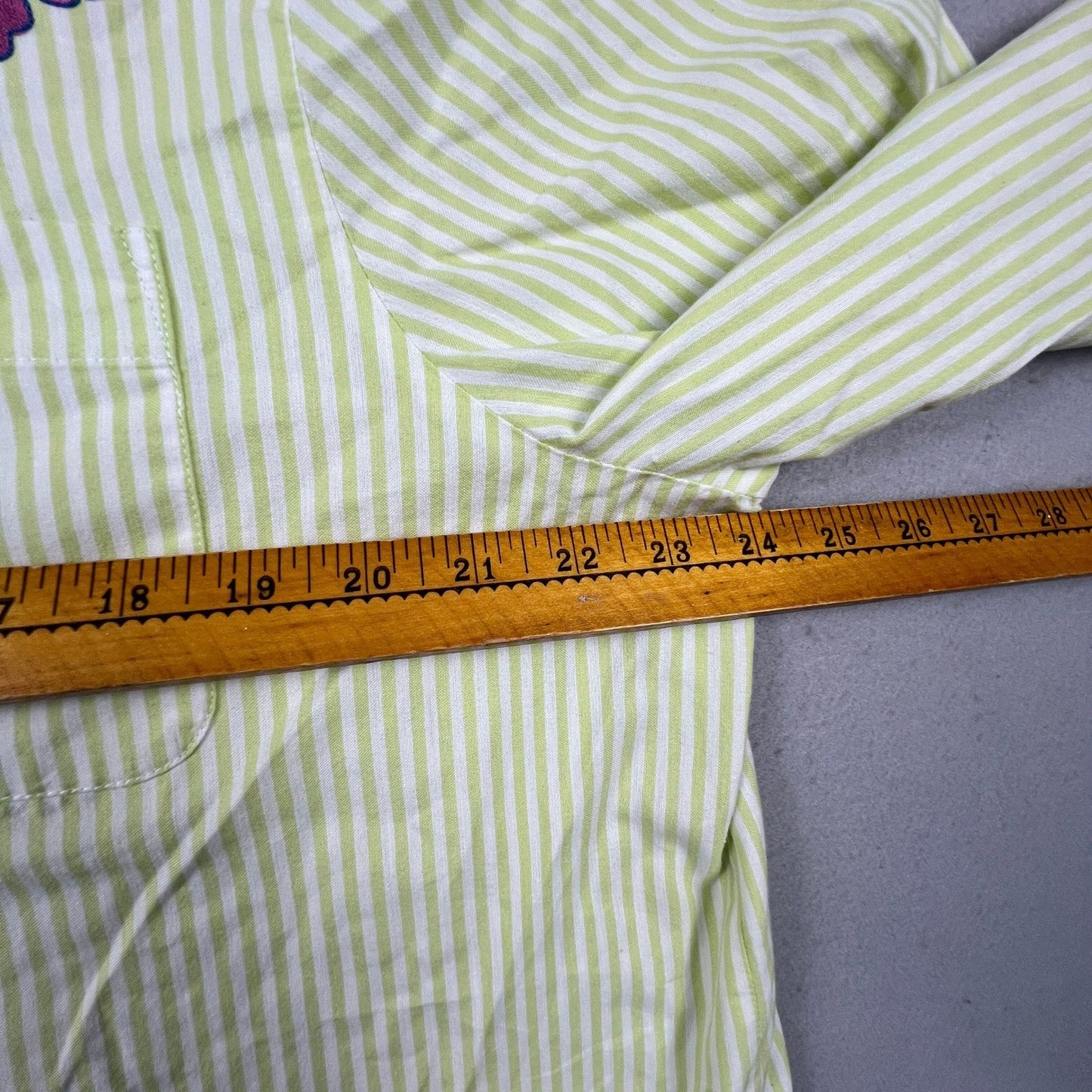 Country Store Button Down Shirt Womens XL Green Striped Floral Embroidered Top