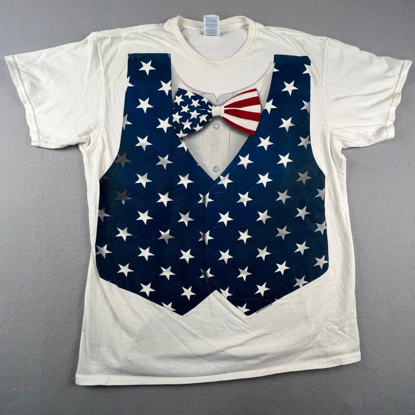 Liquid Blue T-Shirt Mens Large USA Flag Tuxedo Vest White Bow Tie Patriotic 4th