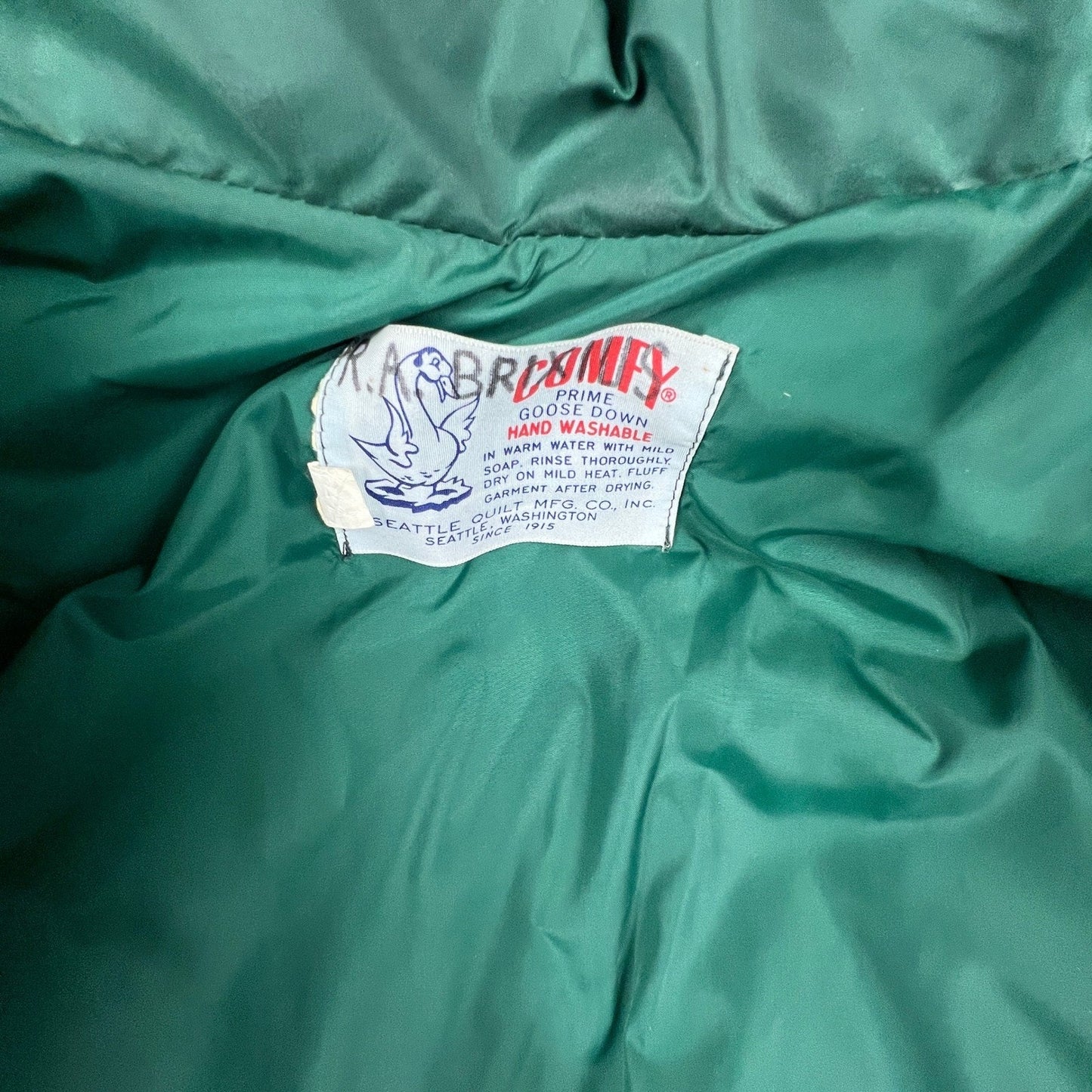 Comfy Goose Down Puffer Jacket Mens XL Green Vintage Seattle Quilt Mfg Hooded