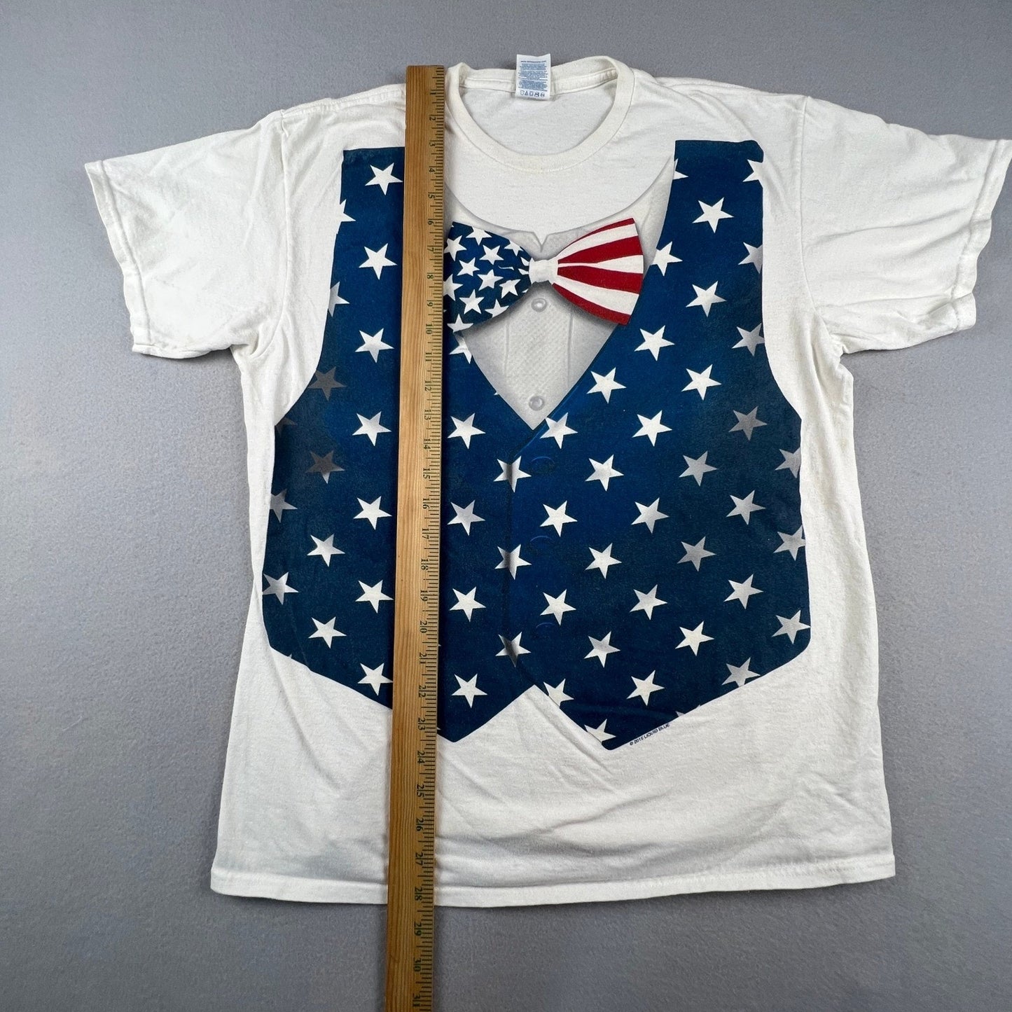 Liquid Blue T-Shirt Mens Large USA Flag Tuxedo Vest White Bow Tie Patriotic 4th