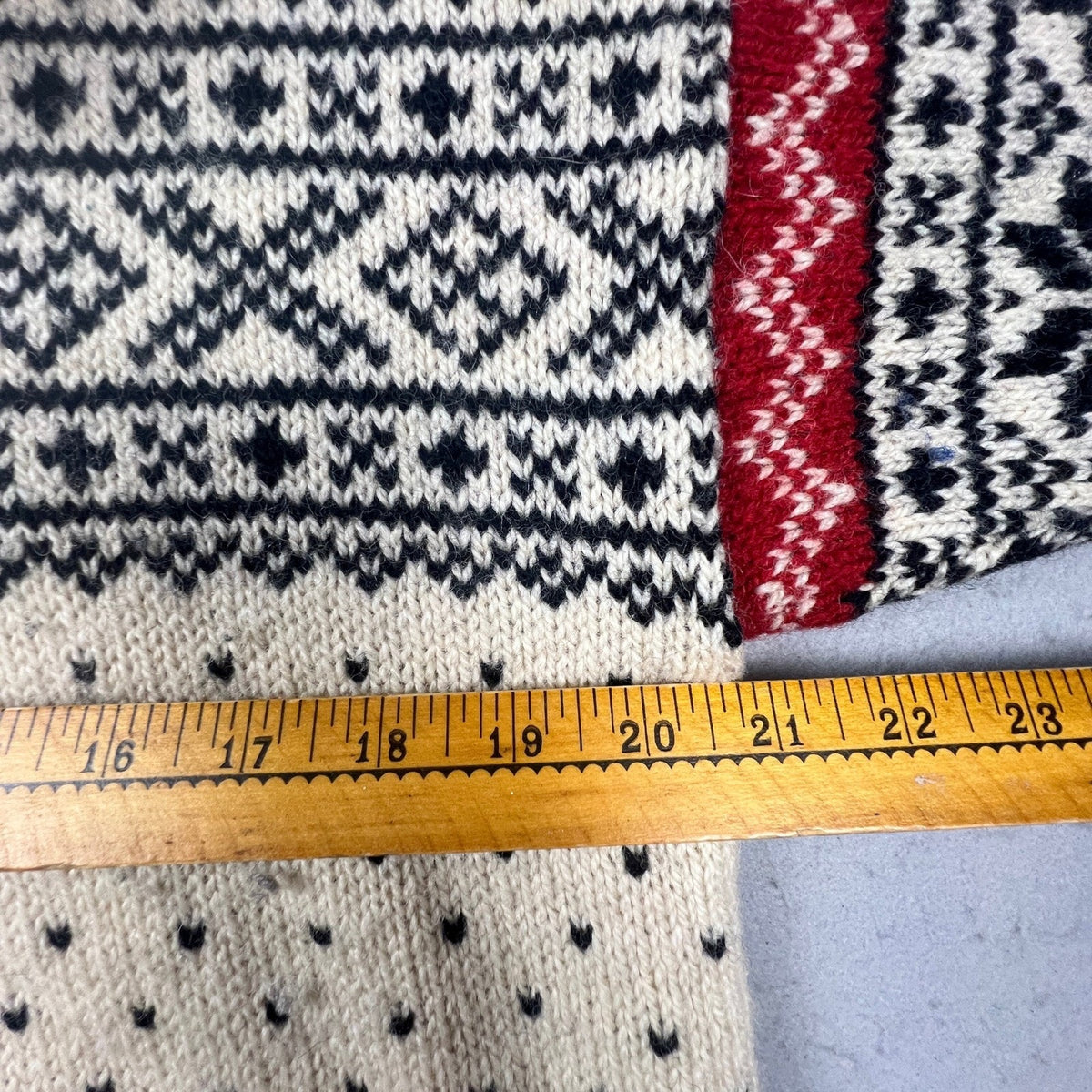 L.L. Bean Sweater Womens Small Cream Red Nordic Fair Isle Wool Blend VTG USA