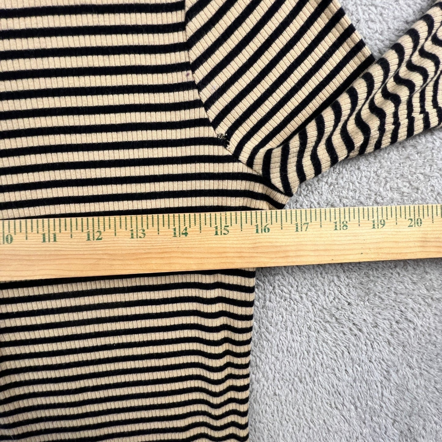 Lauren Ralph Lauren Henley Top Womens Medium Tan Navy Striped Ribbed Knit Preppy