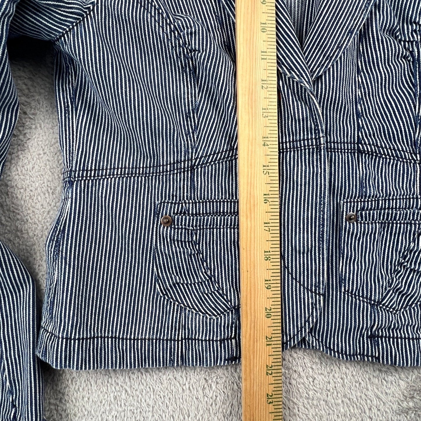 BB Dakota Hickory Stripe Denim Blazer Womens Medium Blue Fitted Peplum Jacket
