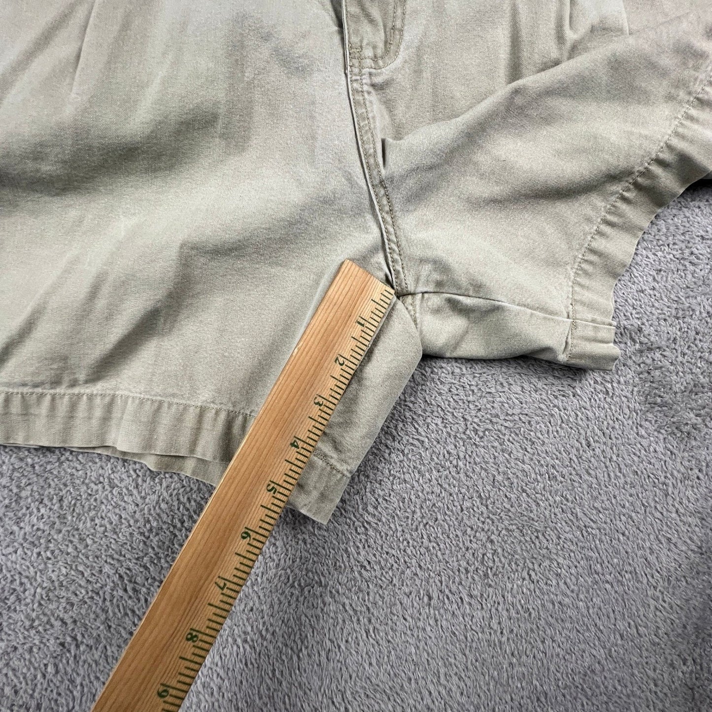VTG Royal Robbins Canvas Shorts Womens 14 Khaki Pleated Elastic Hiking Outdoor