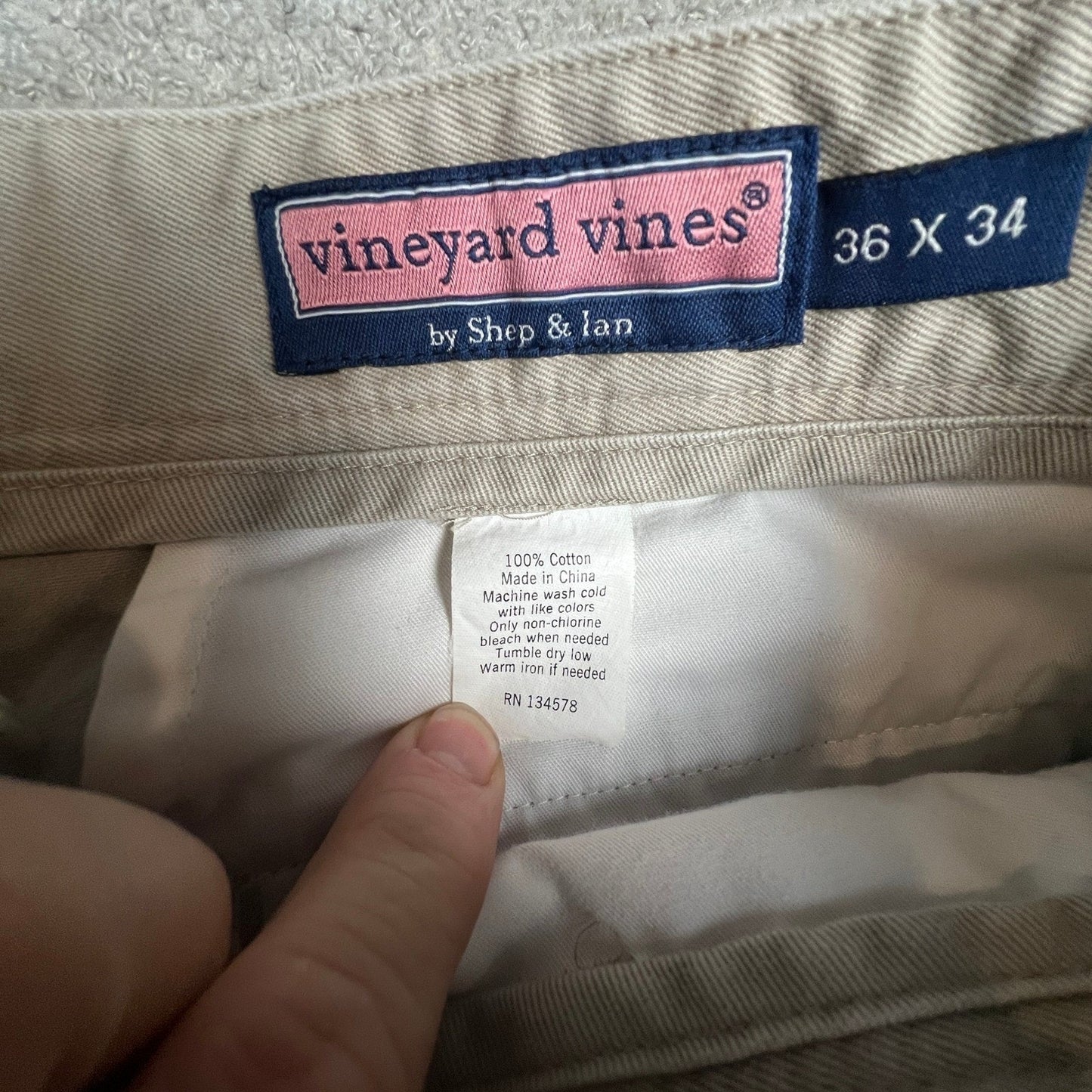 Vineyard Vines Mens Khaki Pants 36x34 100% Cotton Chino Straight Leg Tan