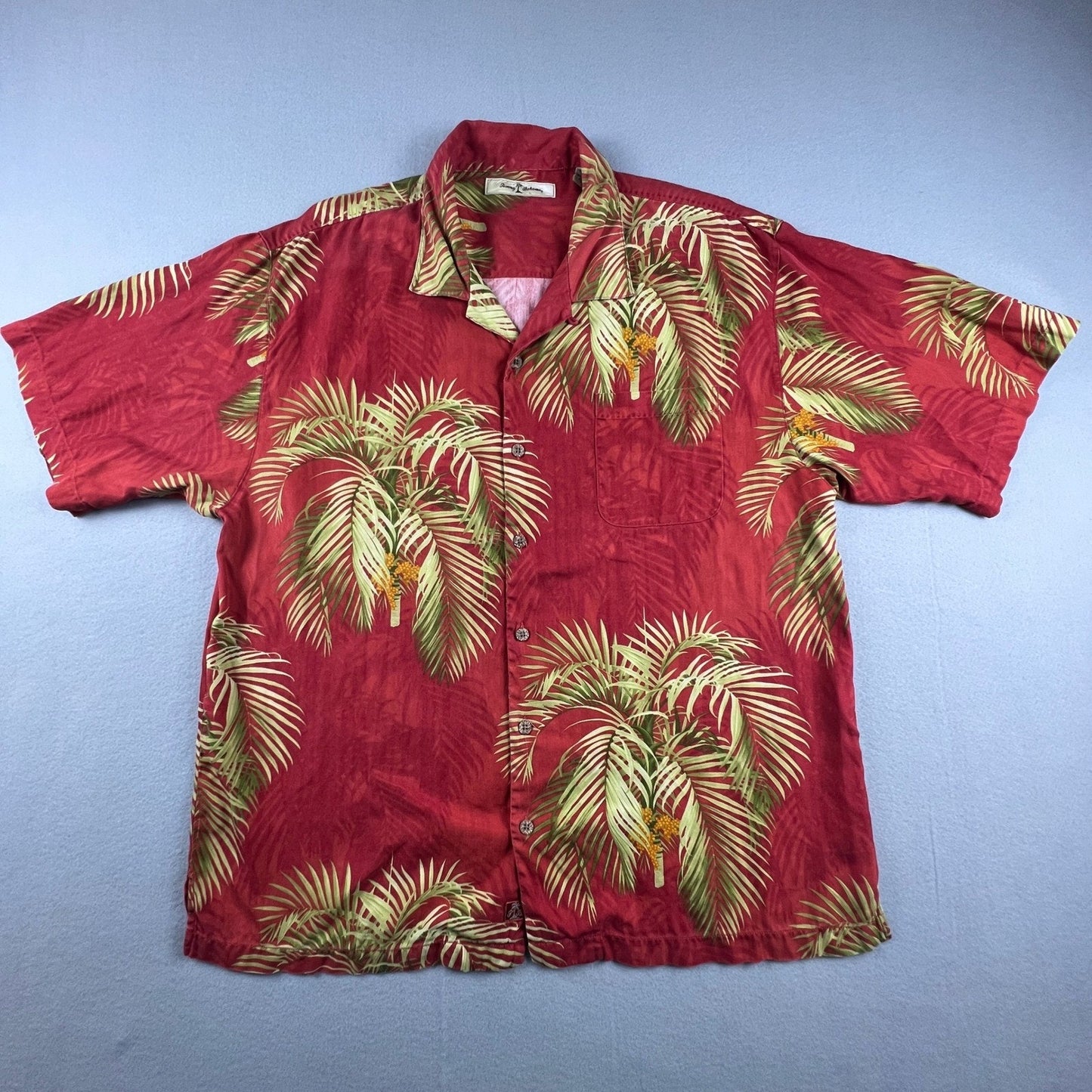 Tommy Bahama Button Up Shirt Mens XL Red Silk Palm Tropical Hawaiian Camp Aloha