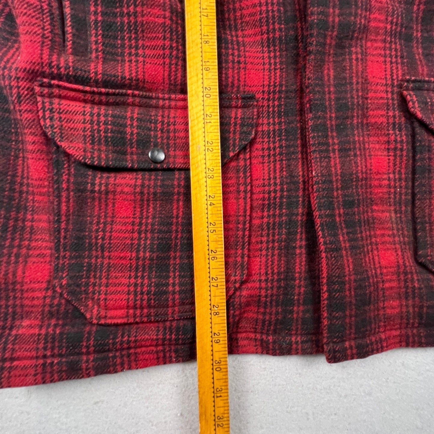 Vintage Woolrich Wool Plaid Hunting Jacket Mens 46 Red Mackinaw Coat Outdoor